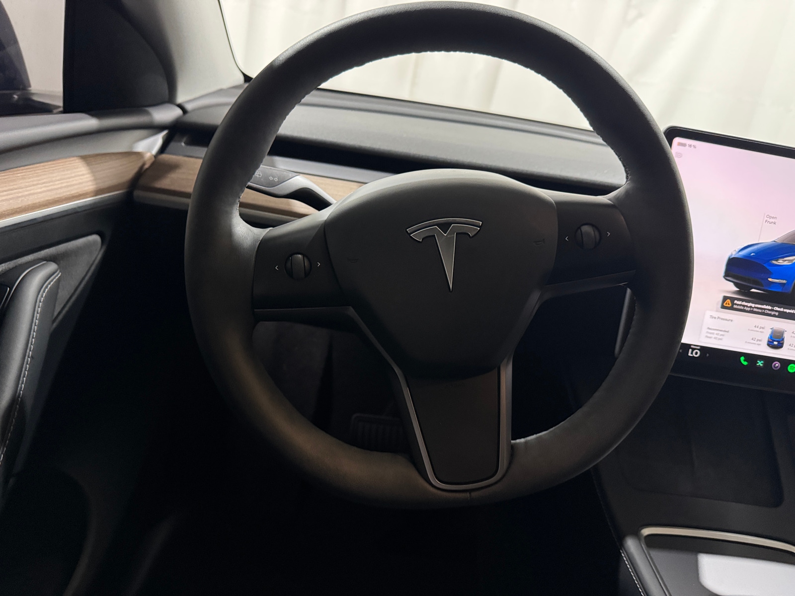 Thumbnail: 2024 Tesla Model Y - 4