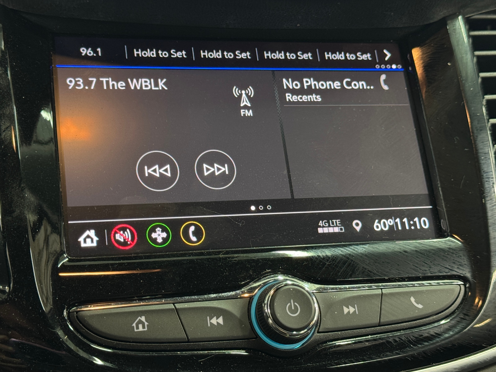 Thumbnail: 2020 Chevrolet Trax - 3