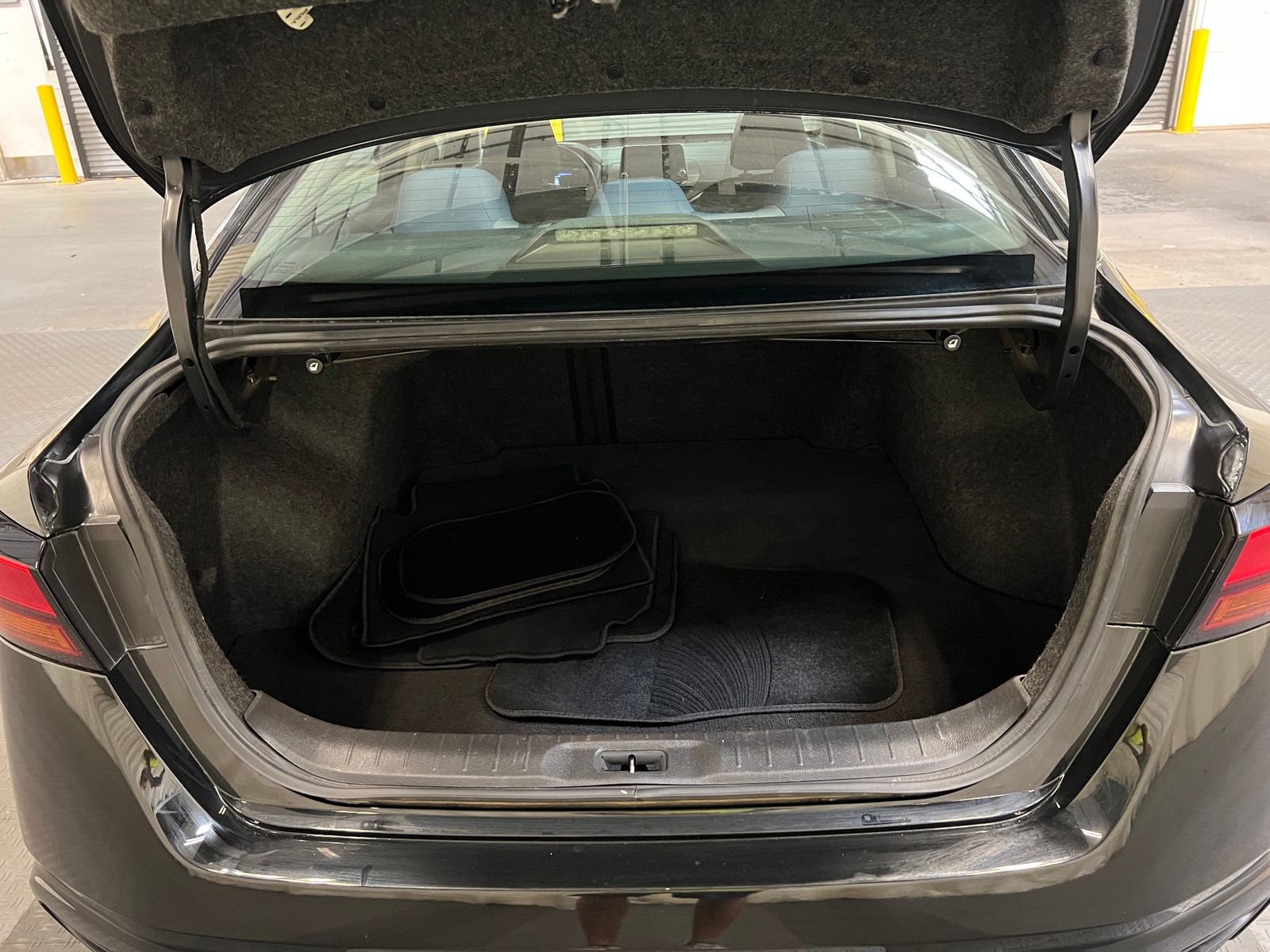 Thumbnail: 2019 Nissan Altima - 7