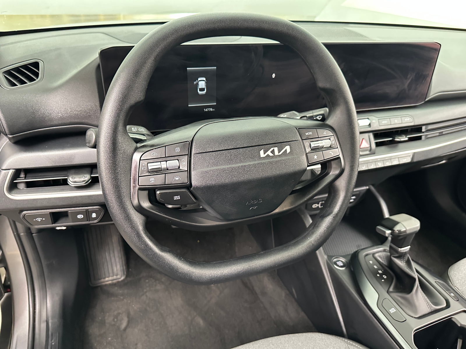 Thumbnail: 2025 Kia K4 - 5