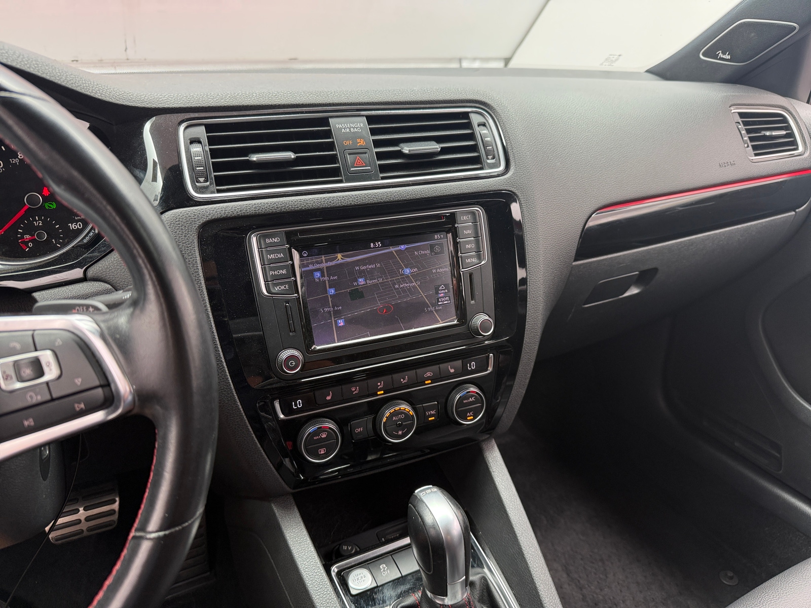 Thumbnail: 2017 Volkswagen Jetta - 3