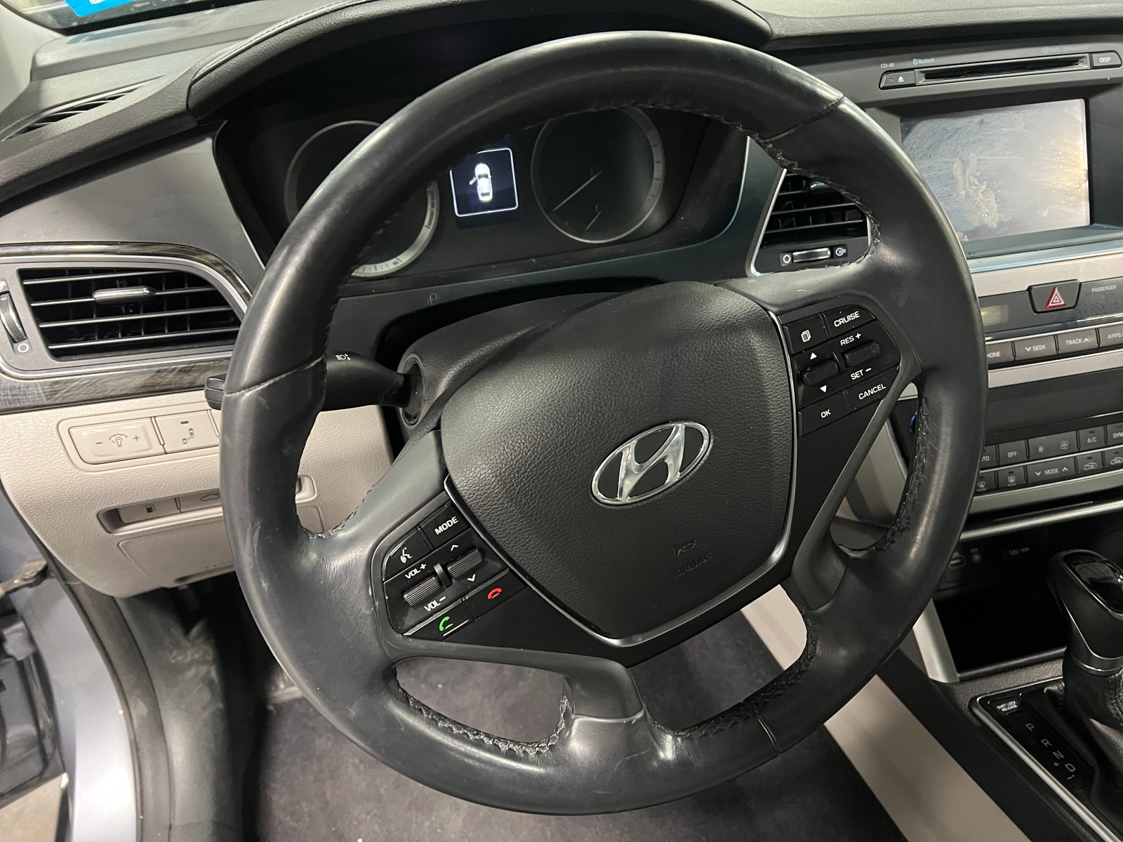 Thumbnail: 2016 Hyundai Sonata - 4