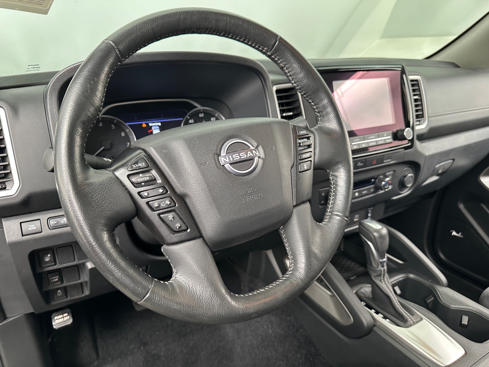 Thumbnail: 2023 Nissan Frontier - 5