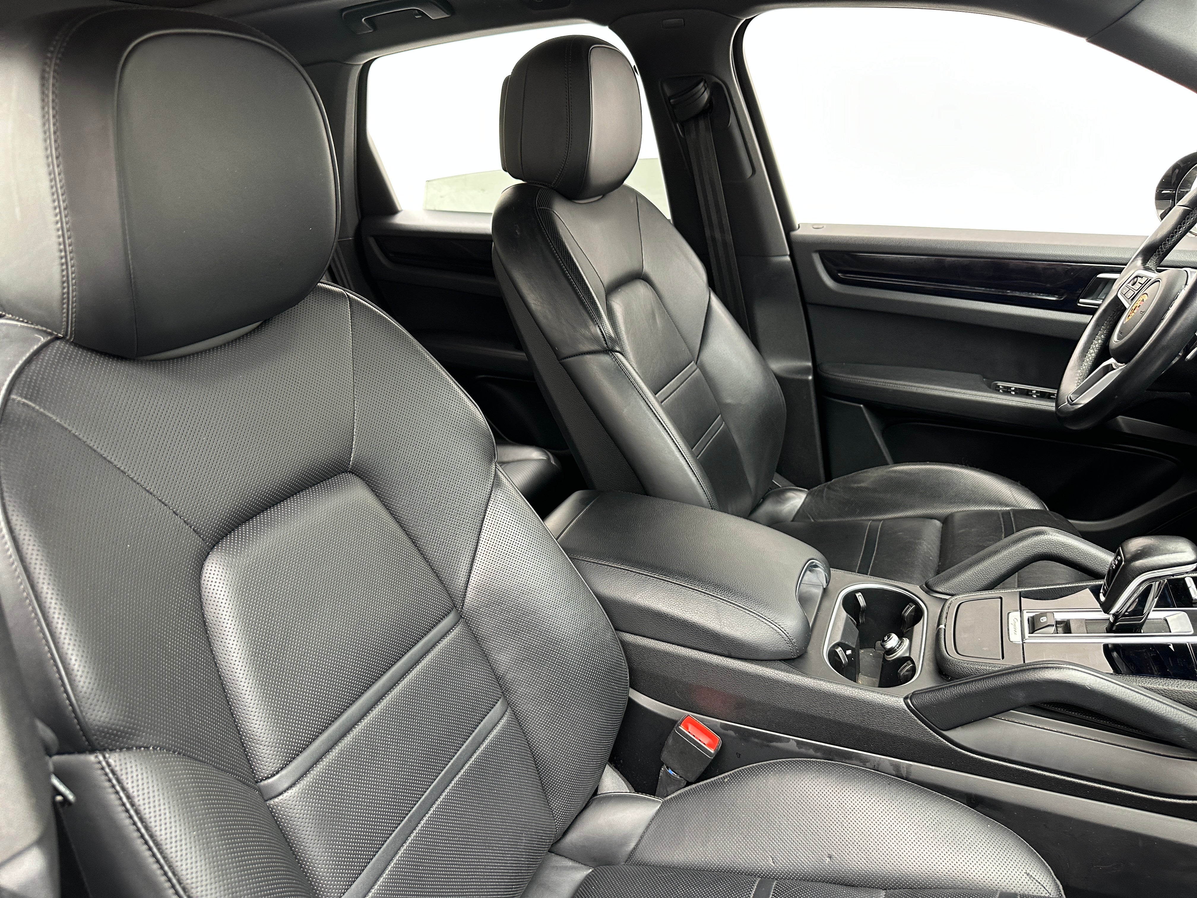2019 Porsche Cayenne Base