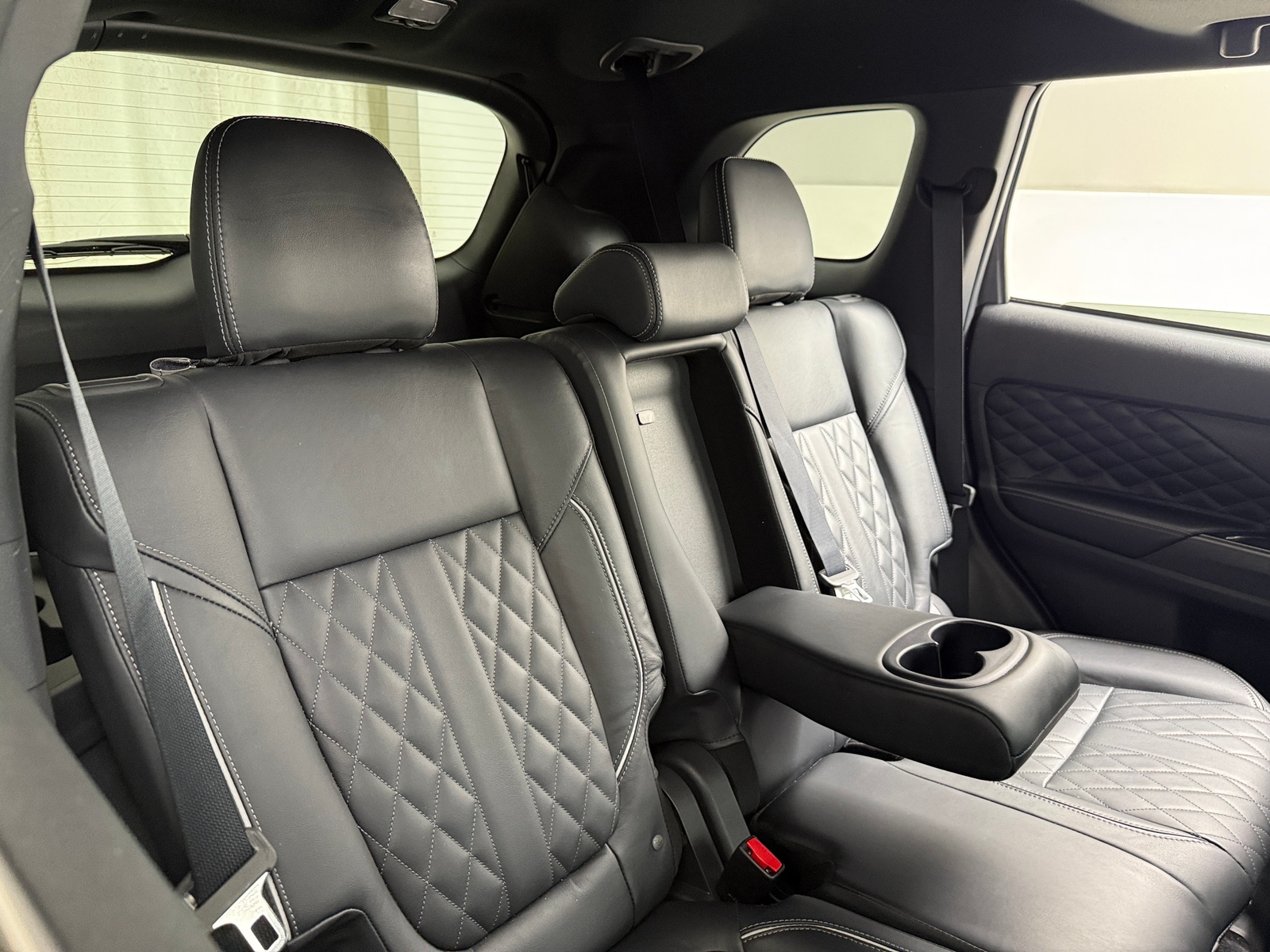Thumbnail: 2022 Mitsubishi Outlander - 5