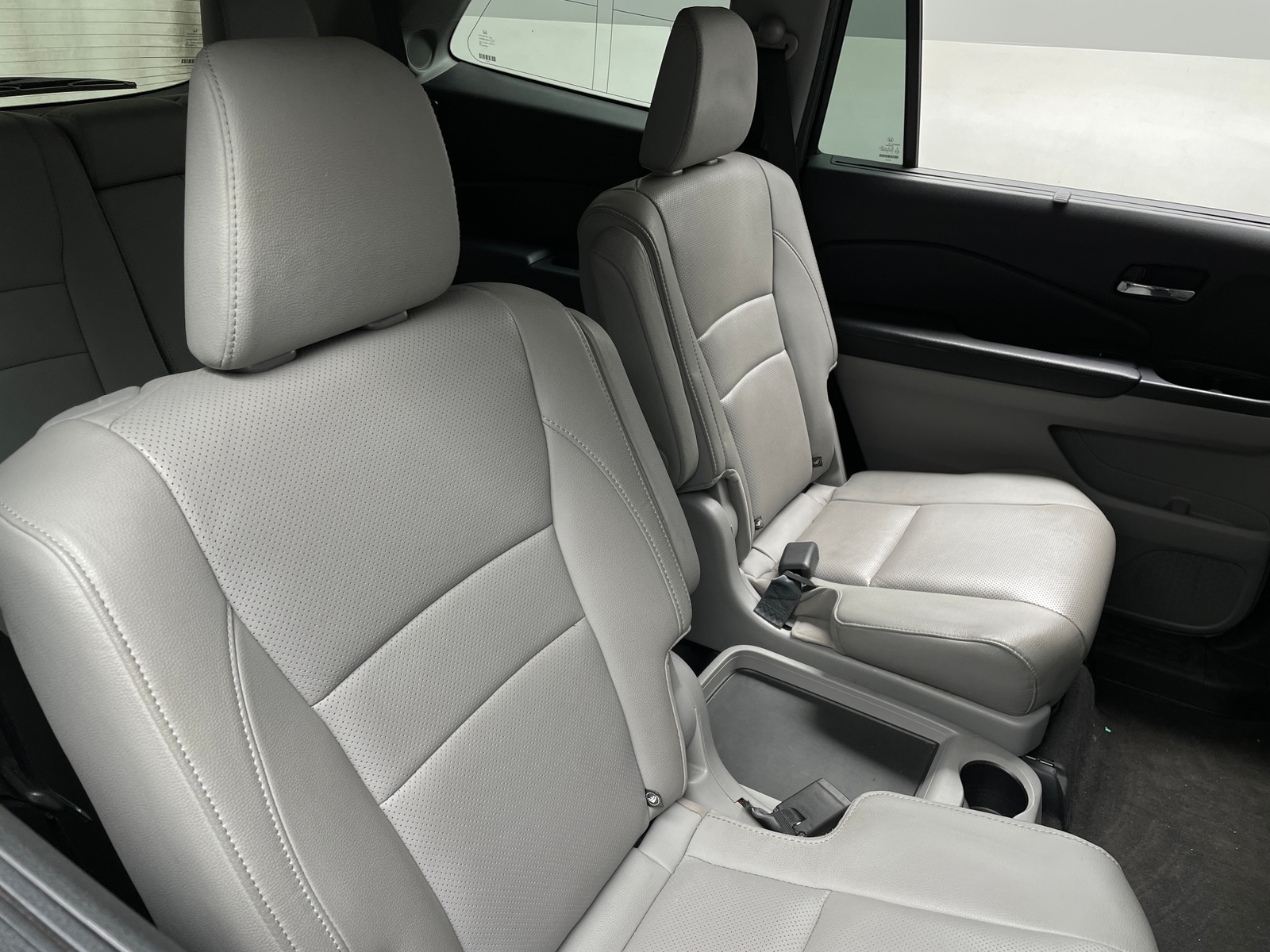 Thumbnail: 2017 Honda Pilot - 5