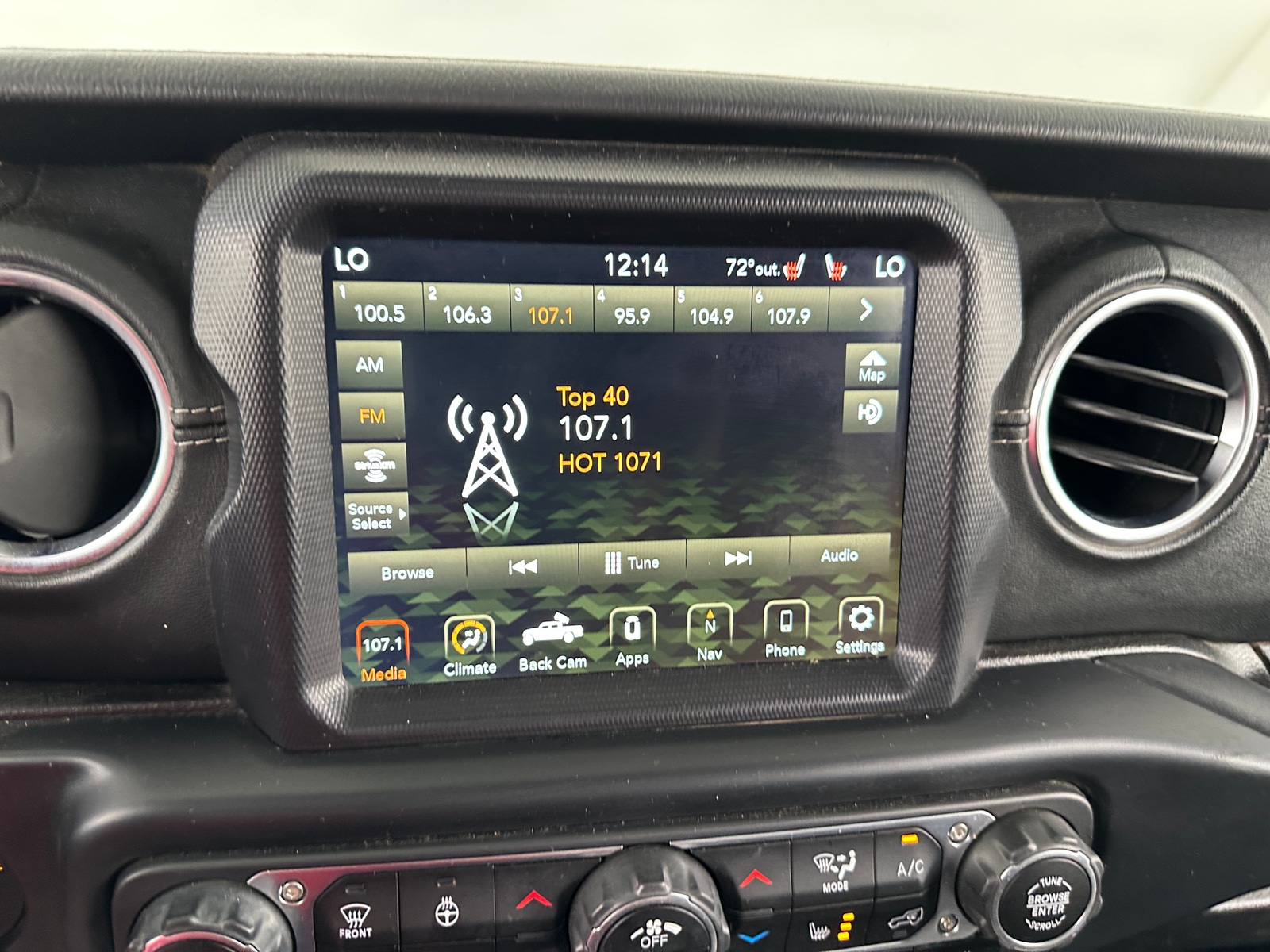 Thumbnail: 2020 Jeep Gladiator - 4