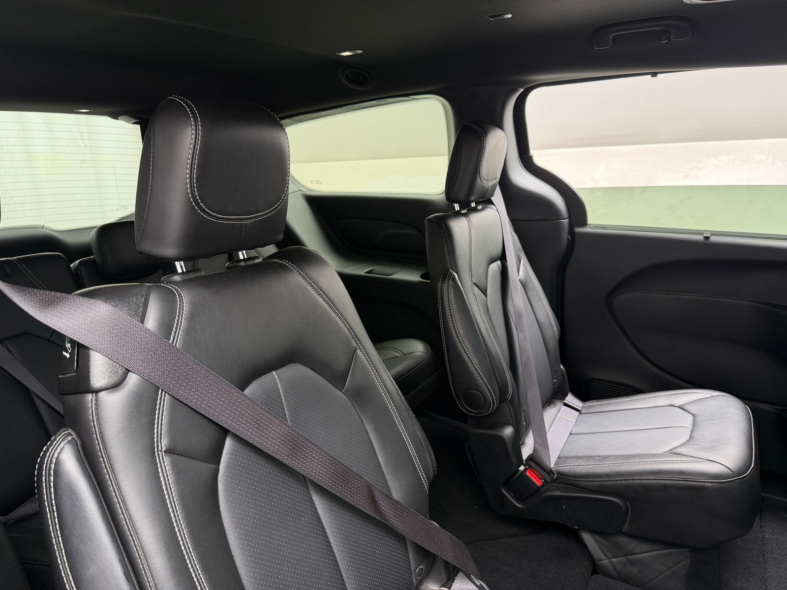 Thumbnail: 2025 Chrysler Pacifica - 5