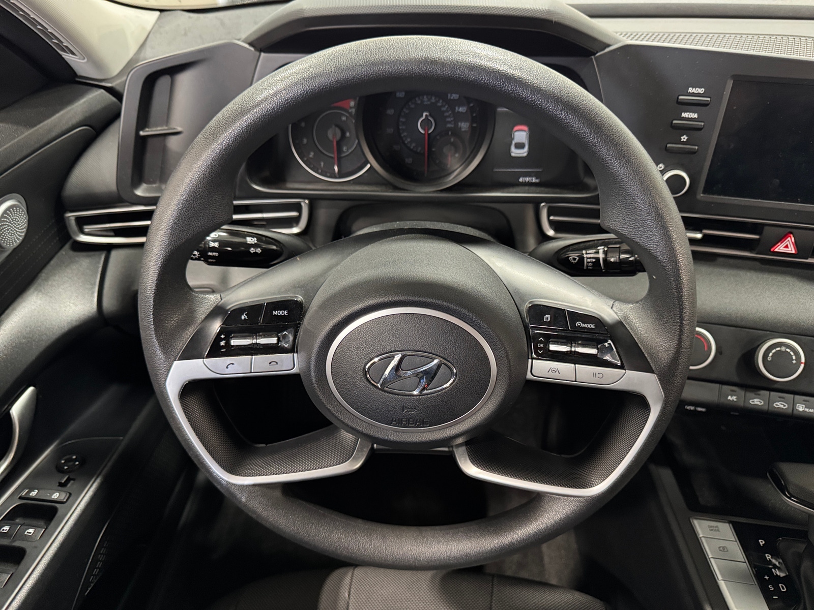 Thumbnail: 2021 Hyundai Elantra - 5