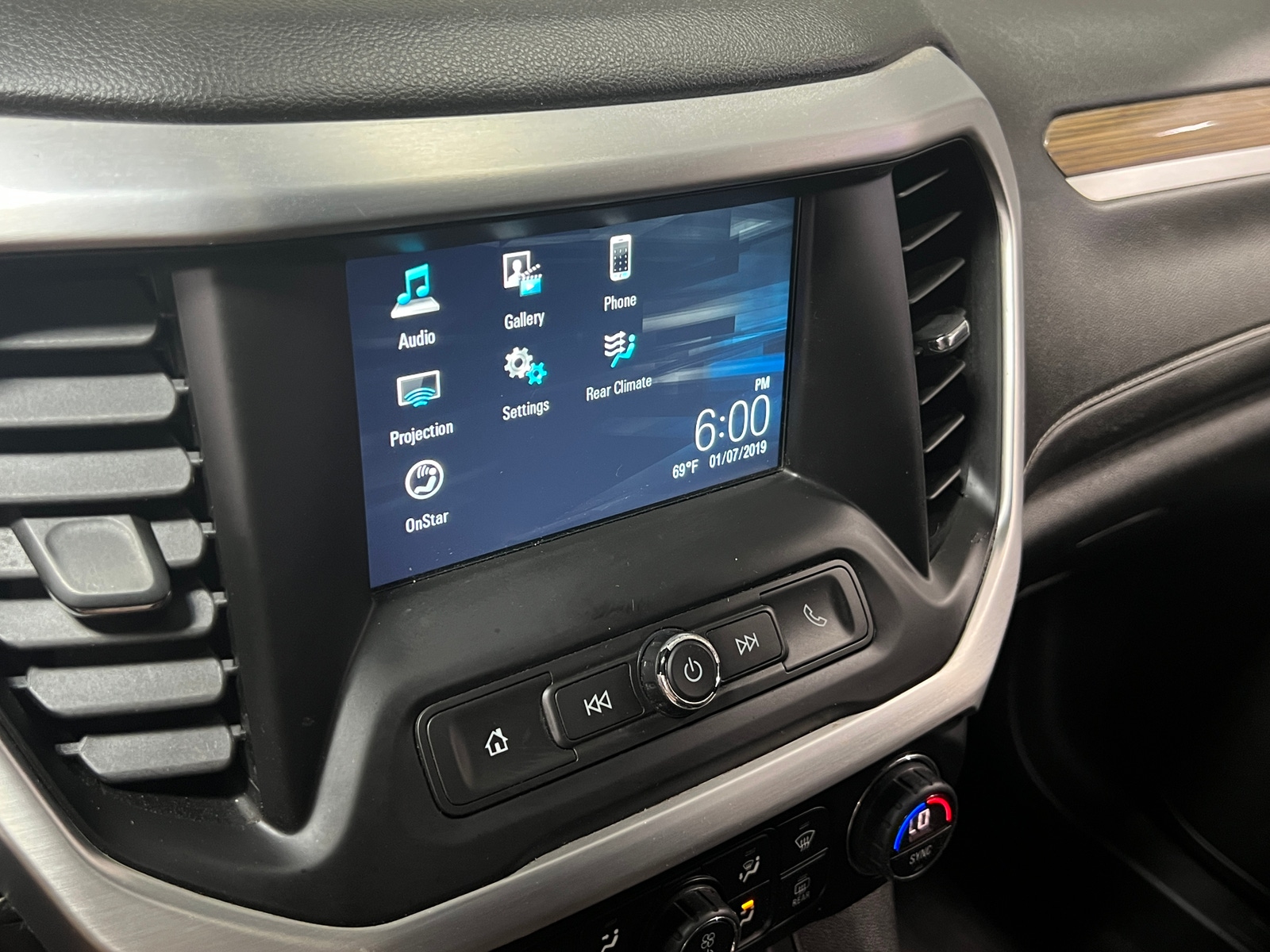 Thumbnail: 2019 GMC Acadia - 4