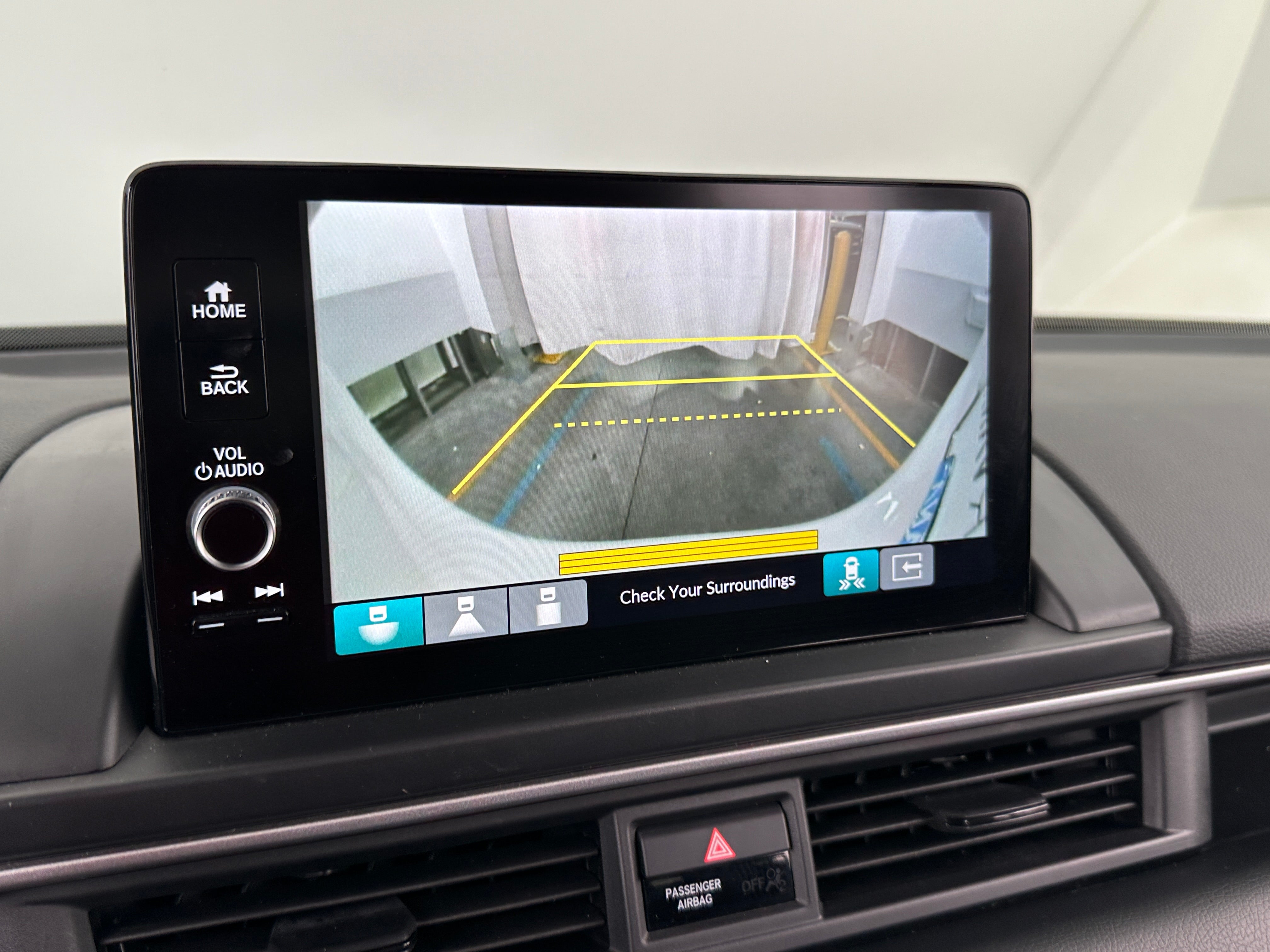 2025 Honda Pilot EX-L - Photo 16