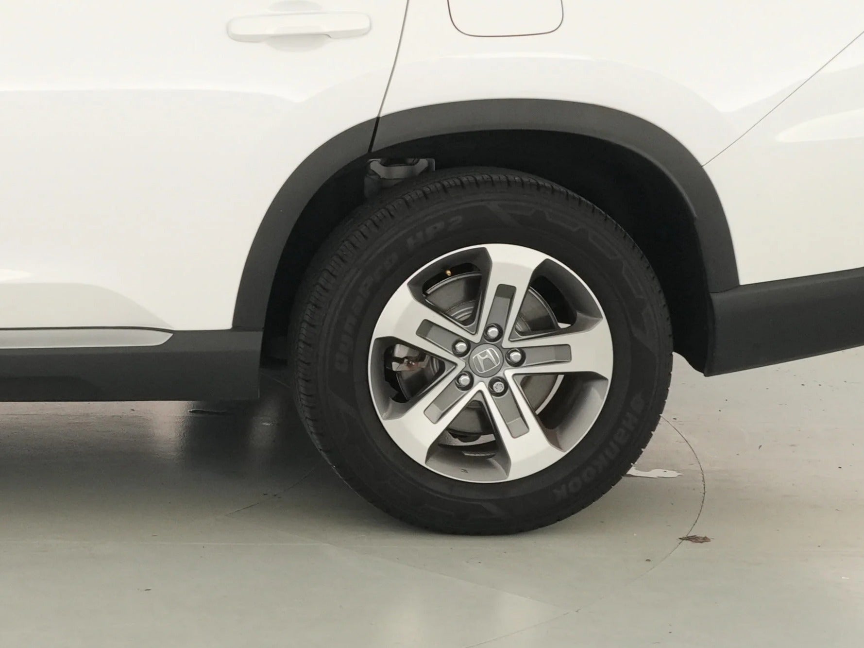 2025 Honda Pilot EX-L - Photo 17