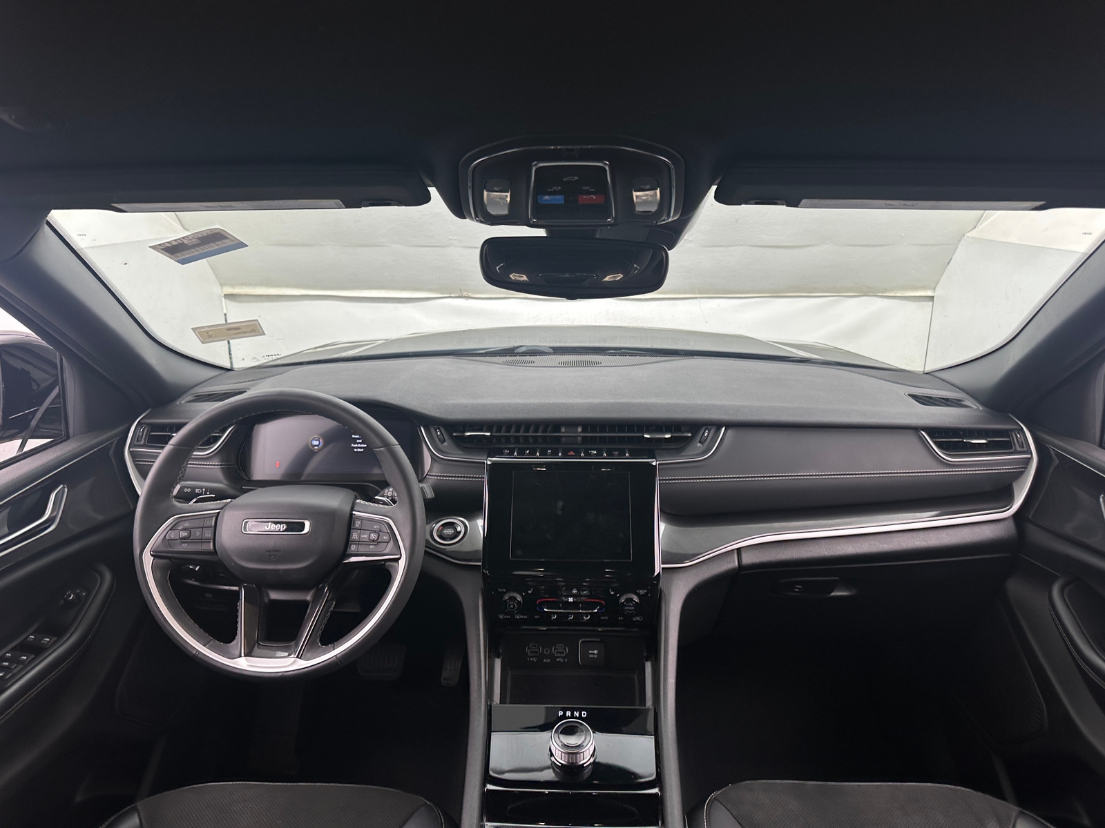 Thumbnail: 2023 Jeep Grand Cherokee L - 2
