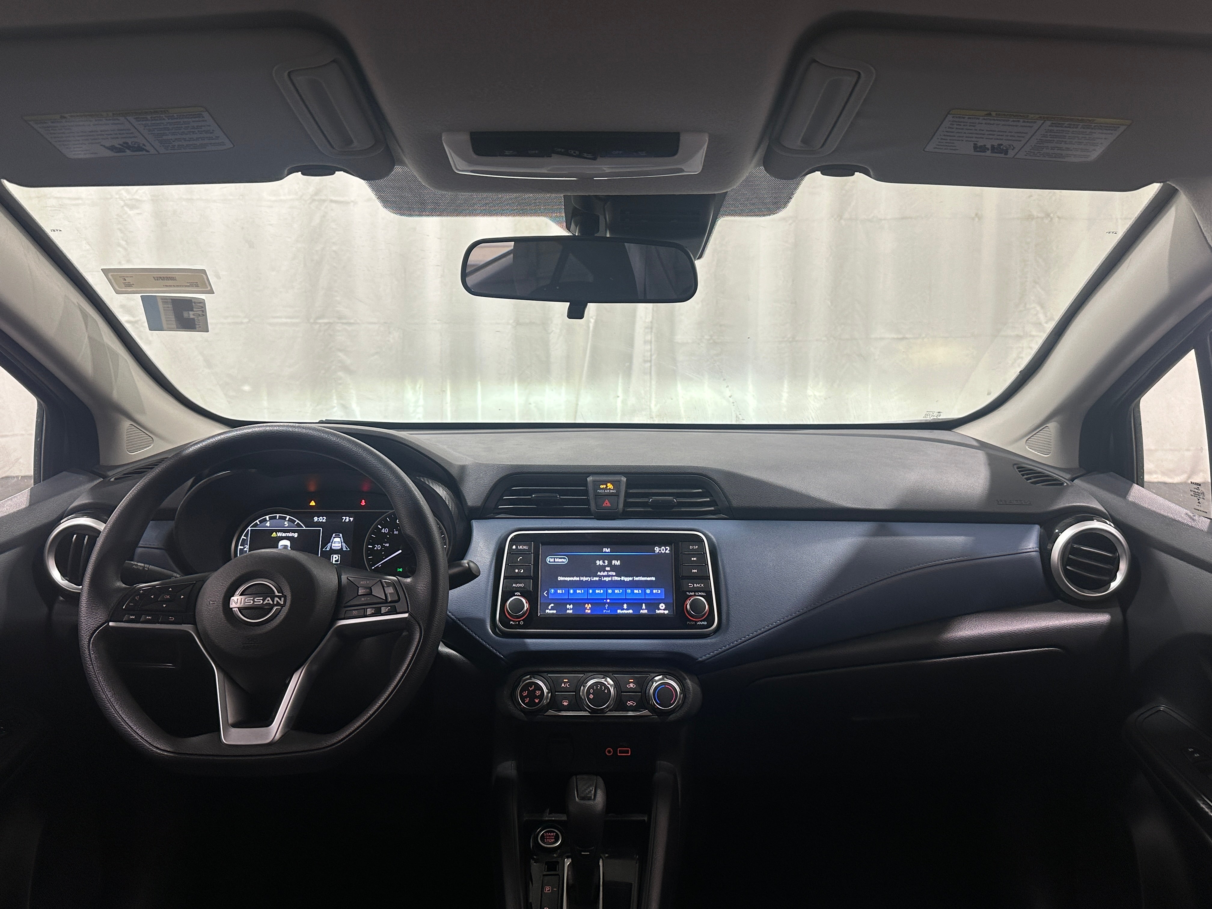 2025 Nissan Versa Sedan SV - Photo 5