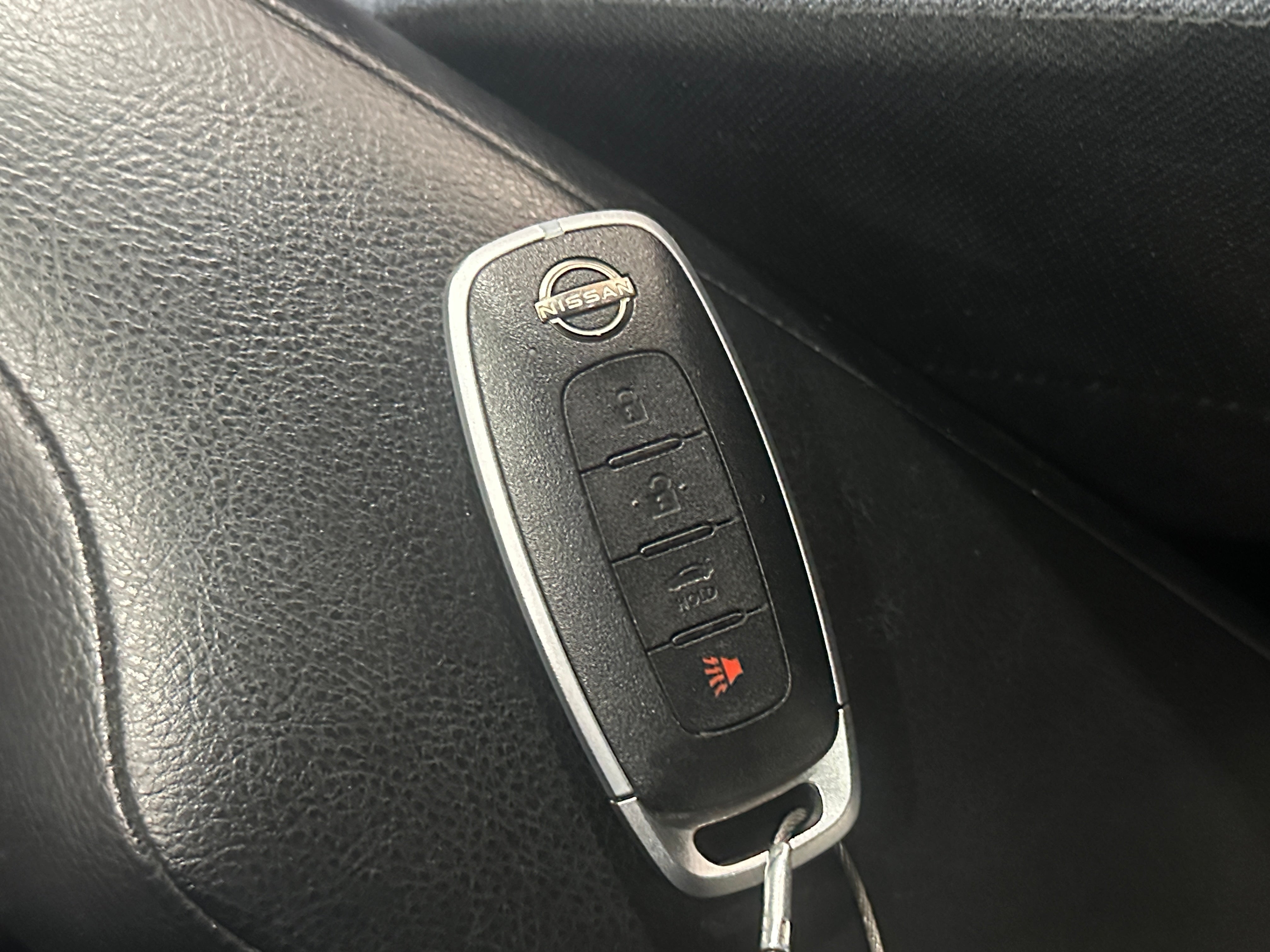2025 Nissan Versa Sedan SV - Photo 10