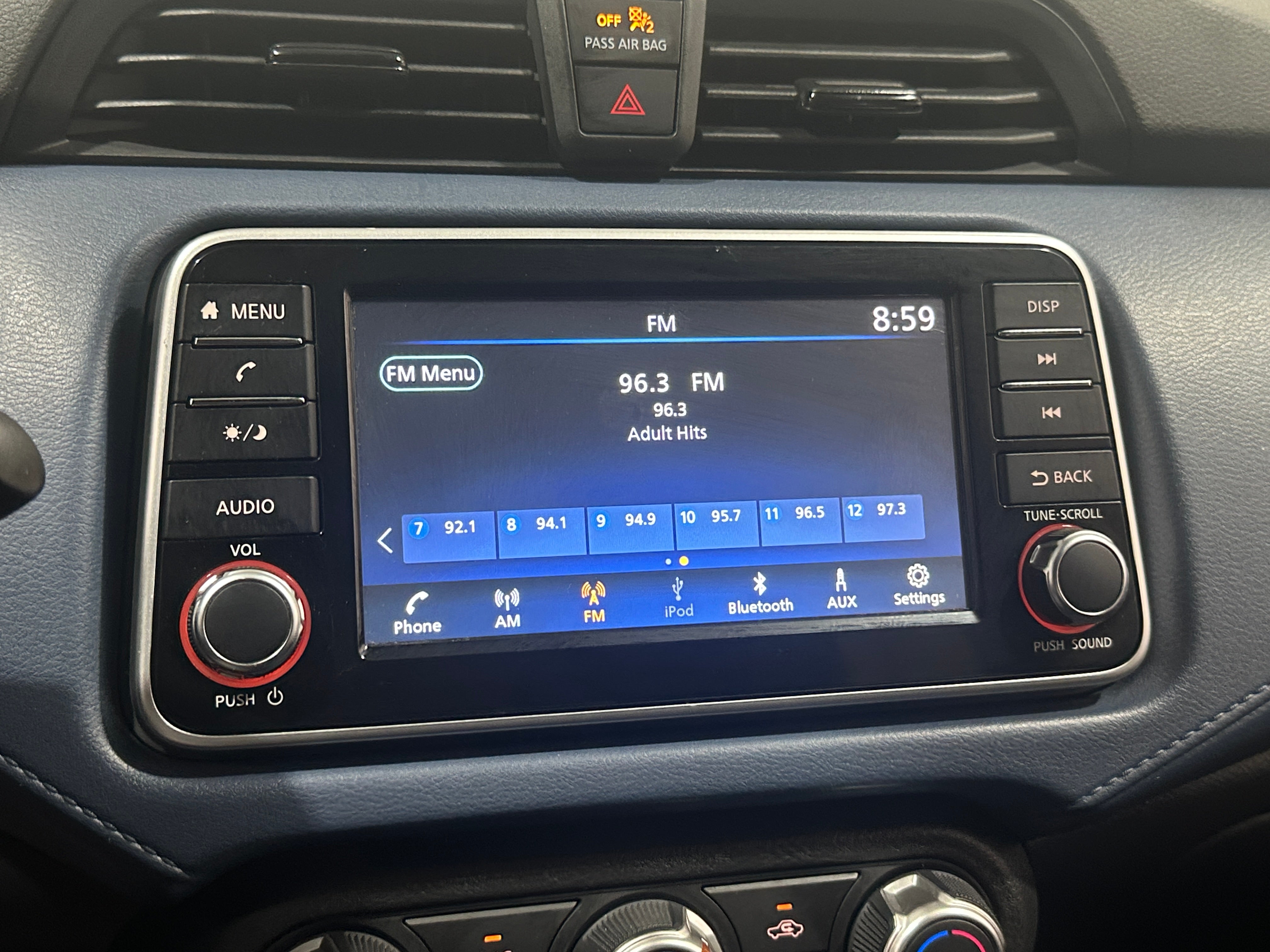 2025 Nissan Versa Sedan SV - Photo 11