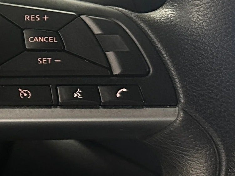 2025 Nissan Versa Sedan SV - Photo 15