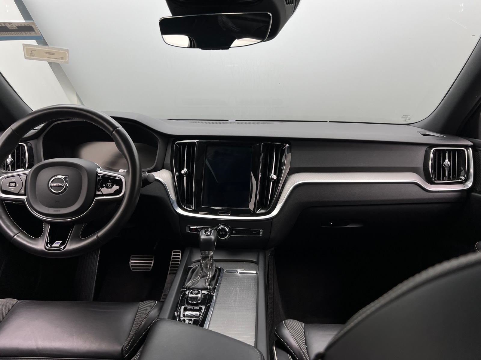 Thumbnail: 2019 Volvo S60 - 2