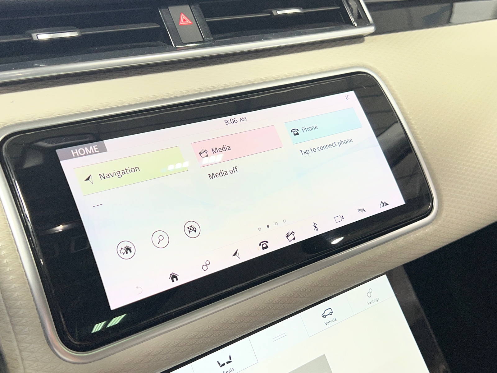 Thumbnail: 2018 Land Rover Range Rover Velar - 3