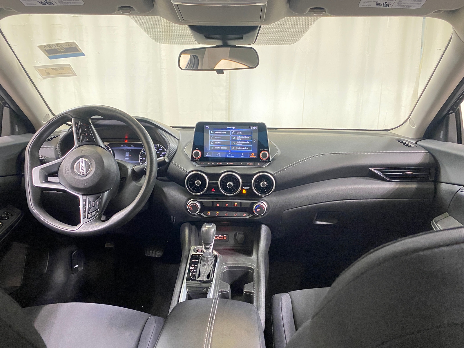Thumbnail: 2023 Nissan Sentra - 3