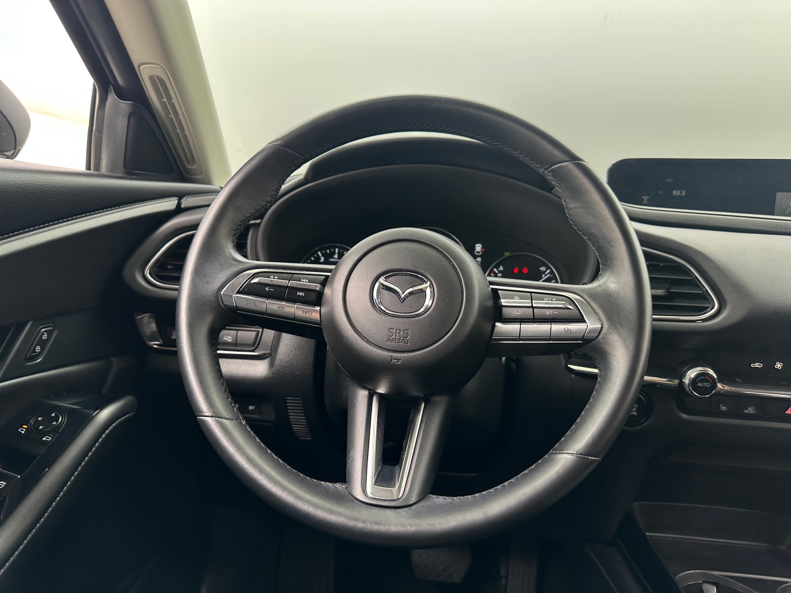Thumbnail: 2023 Mazda CX-30 - 4