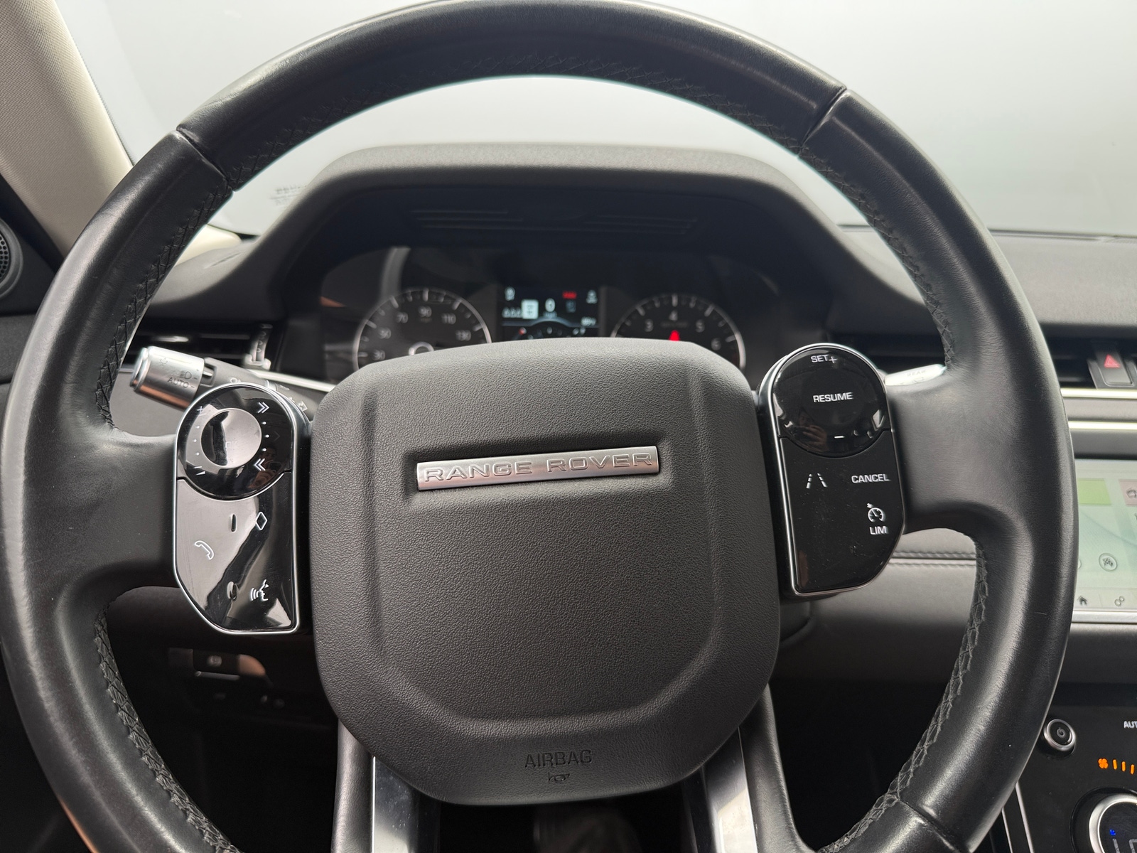 Thumbnail: 2020 Land Rover Range Rover Evoque - 4