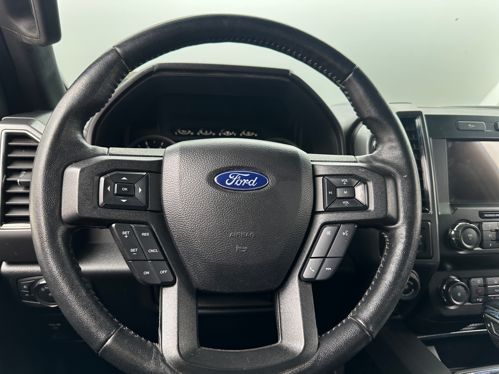 Thumbnail: 2020 Ford Econoline - 5