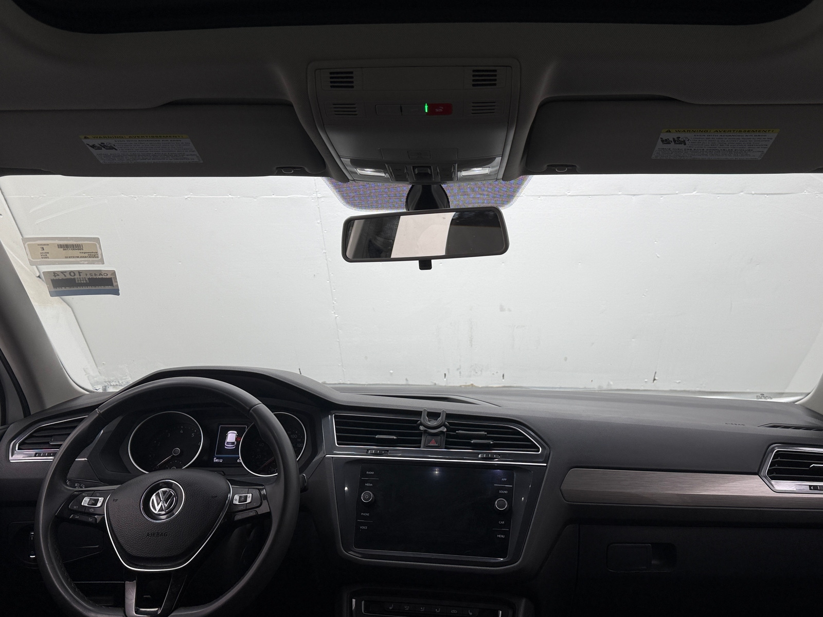 Thumbnail: 2020 Volkswagen Tiguan - 2