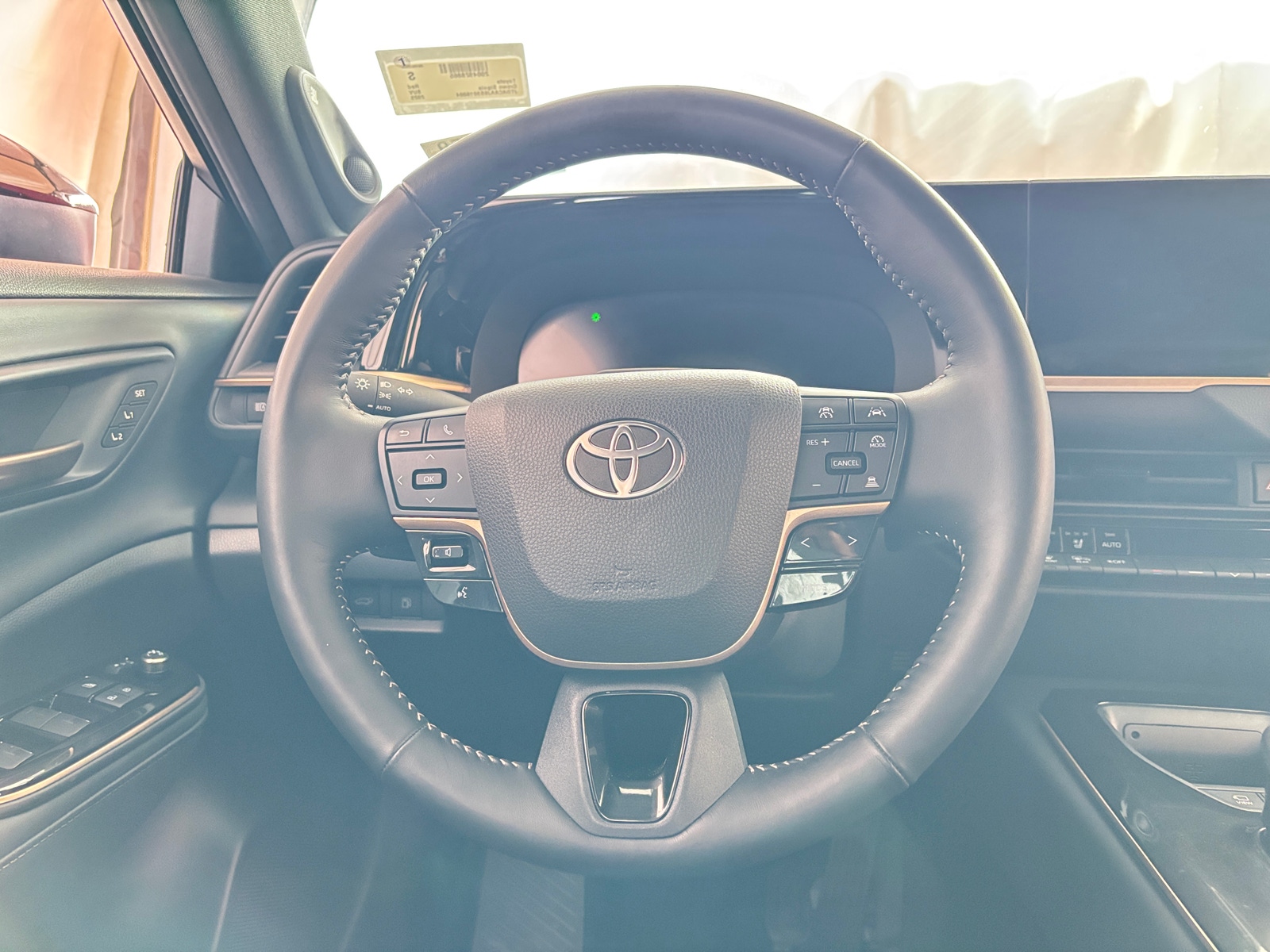 Thumbnail: 2025 Toyota Crown Signia - 4