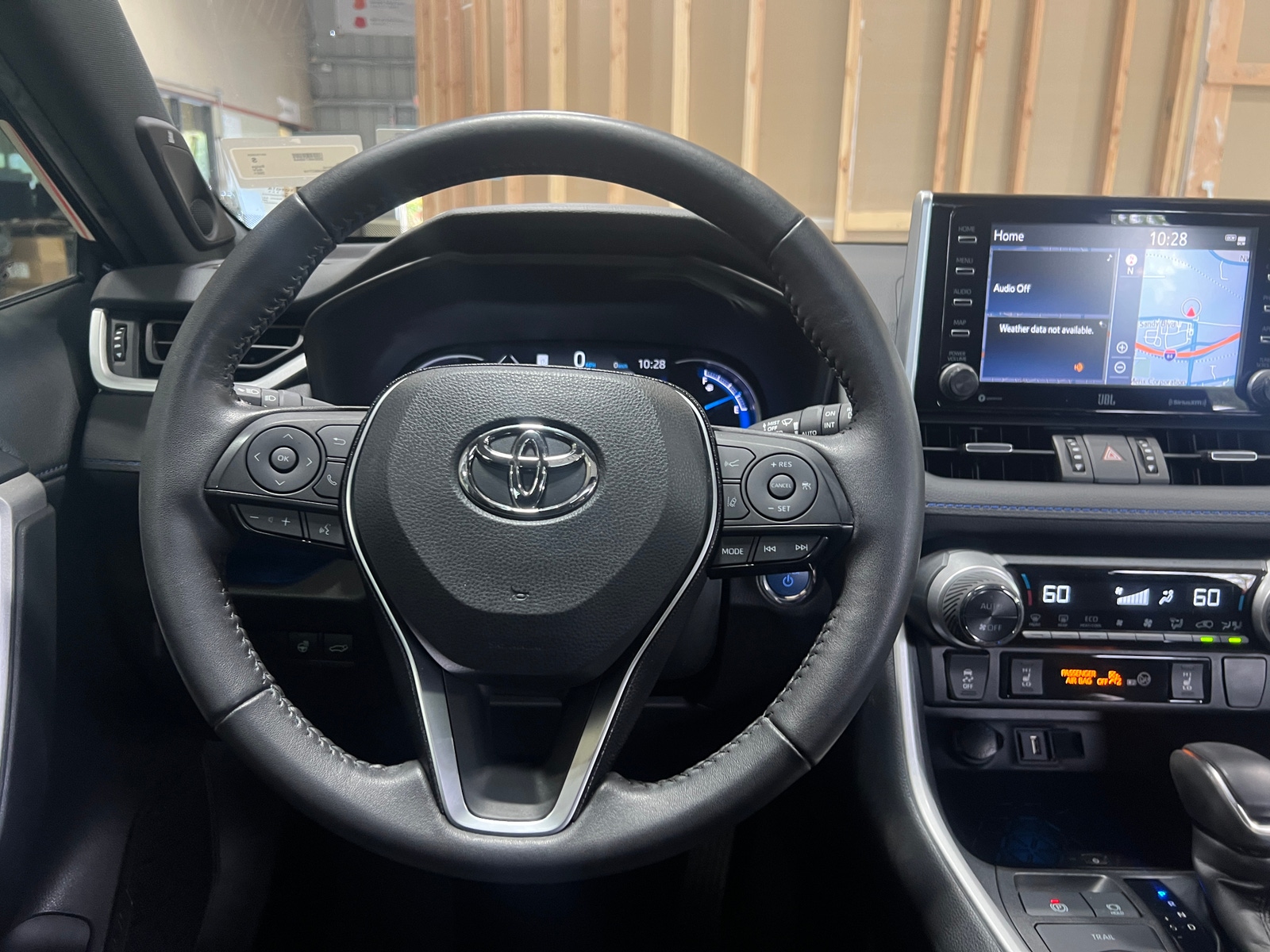 Thumbnail: 2021 Toyota RAV4 - 4
