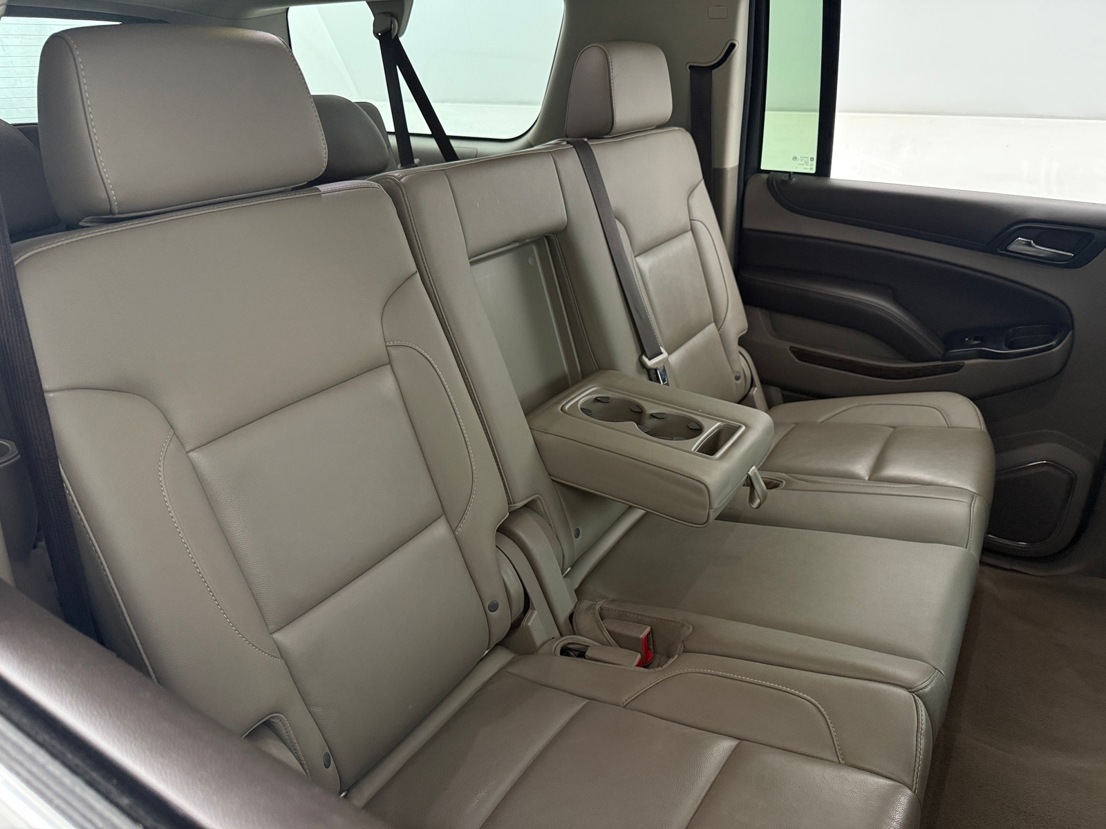 Thumbnail: 2019 Chevrolet Suburban - 5