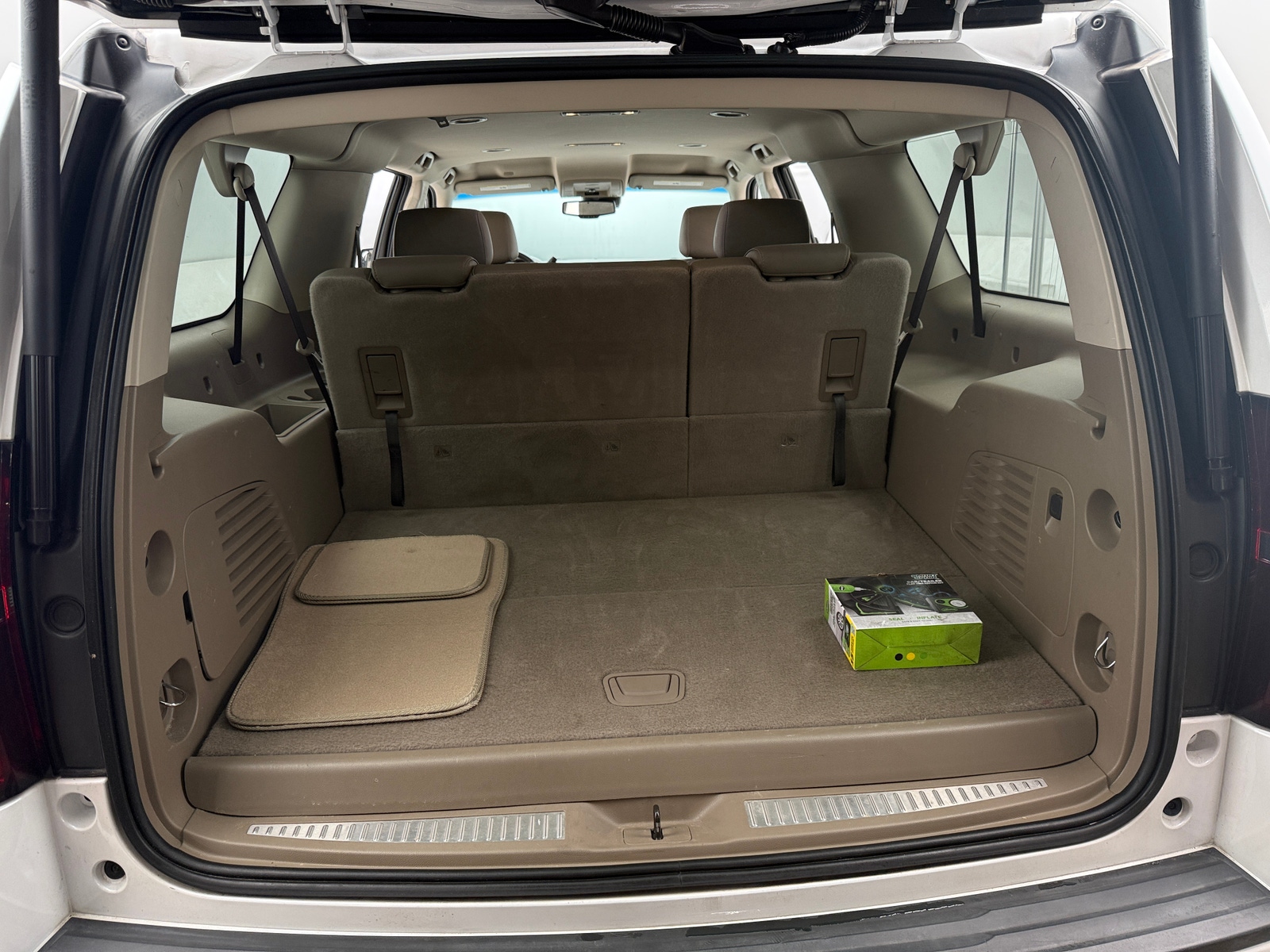 Thumbnail: 2019 Chevrolet Suburban - 6