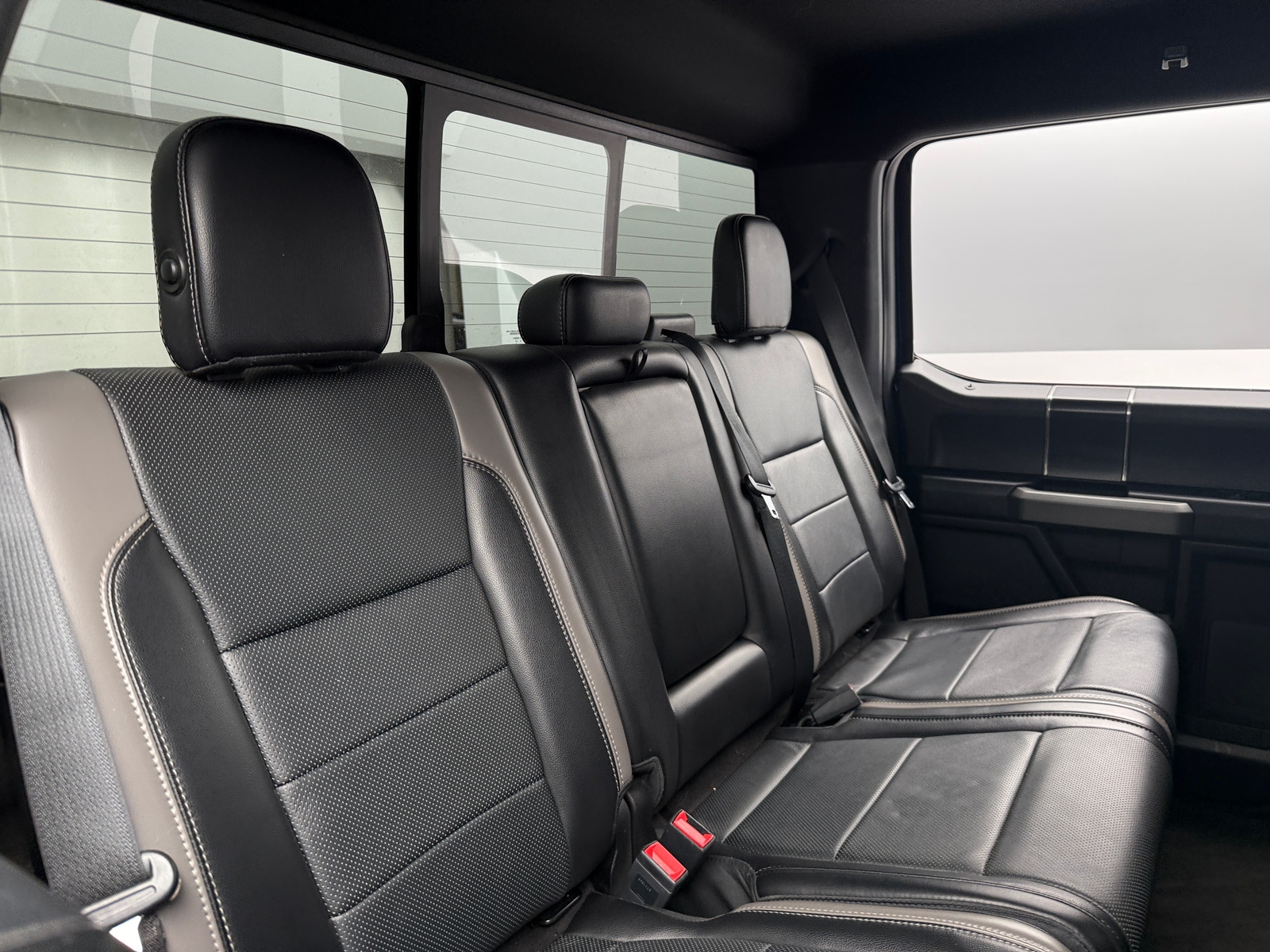 Thumbnail: 2018 Ford Econoline - 6