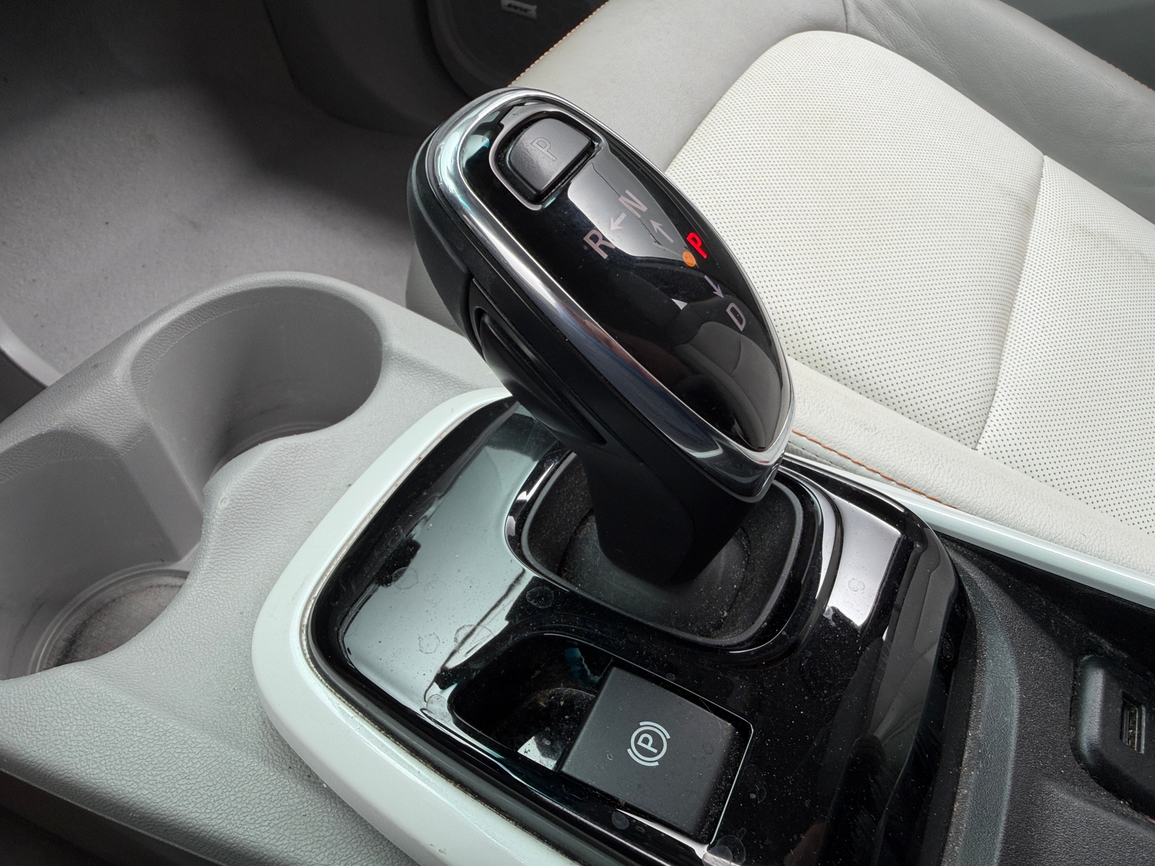 Used 2017 Chevrolet Bolt EV Premier with VIN 1G1FX6S01H4185999 for sale in Auburn, WA