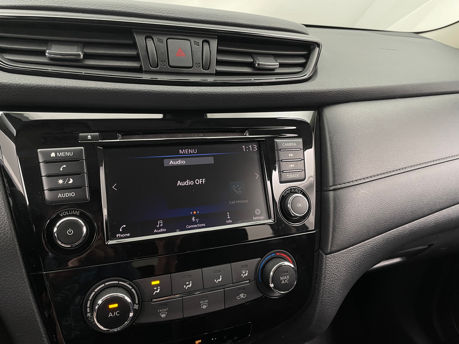 Thumbnail: 2019 Nissan Rogue - 4