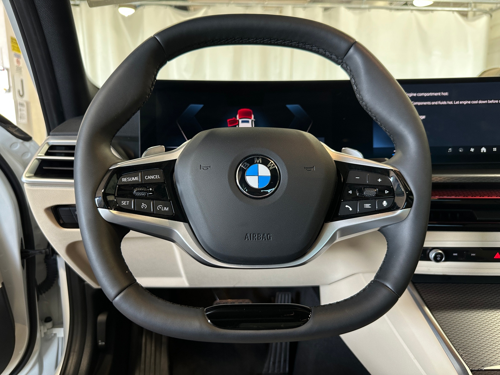 Thumbnail: 2025 BMW 3 Series - 4