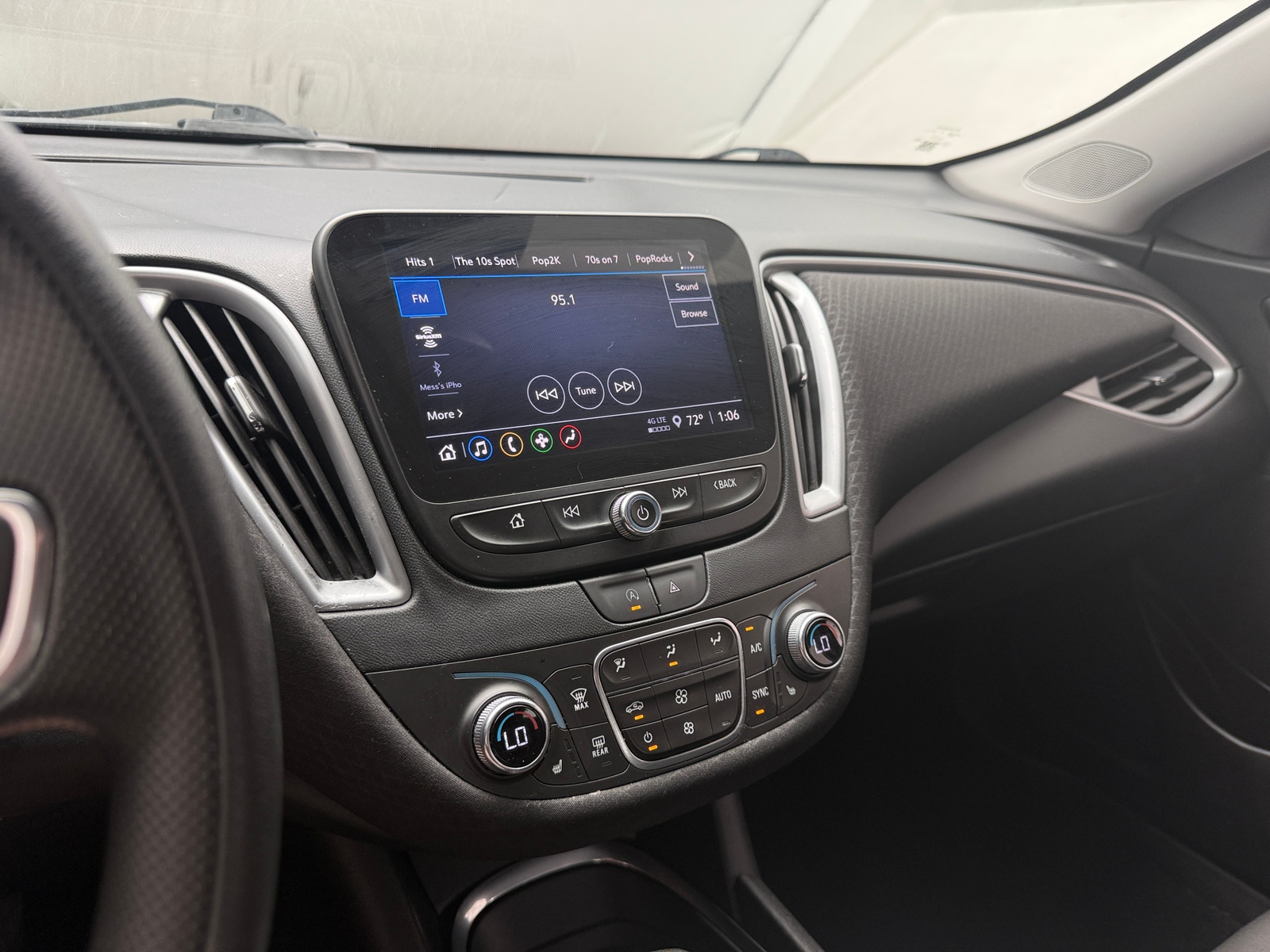 Thumbnail: 2023 Chevrolet Malibu - 4
