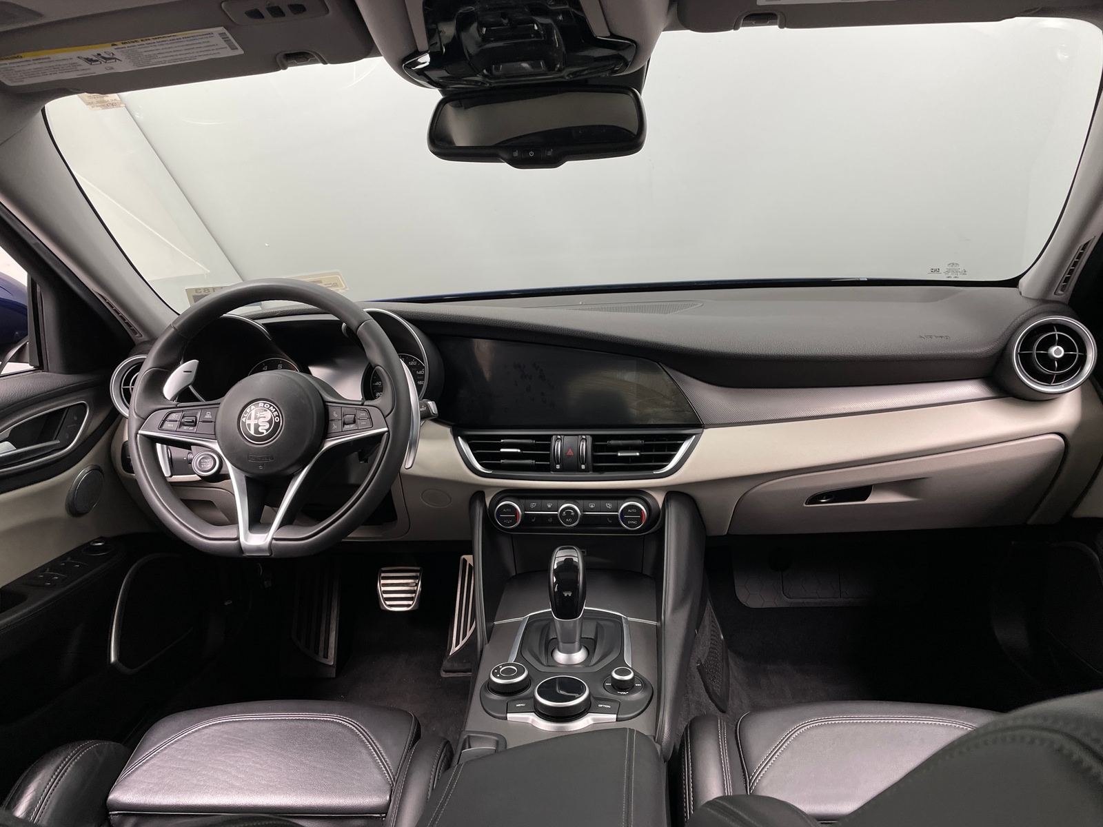 Thumbnail: 2019 Alfa Romeo Giulia - 2