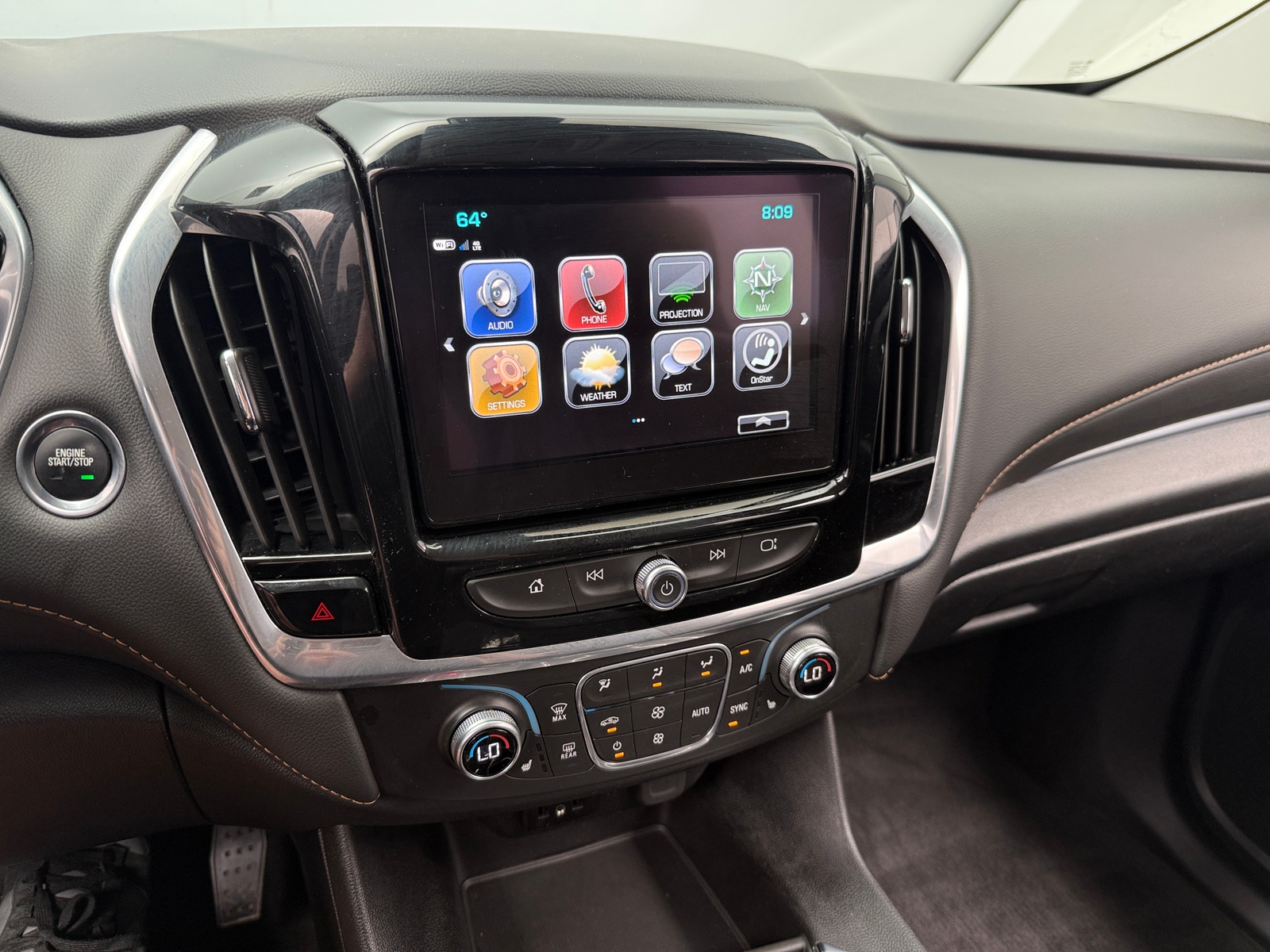 Thumbnail: 2019 Chevrolet Traverse - 3