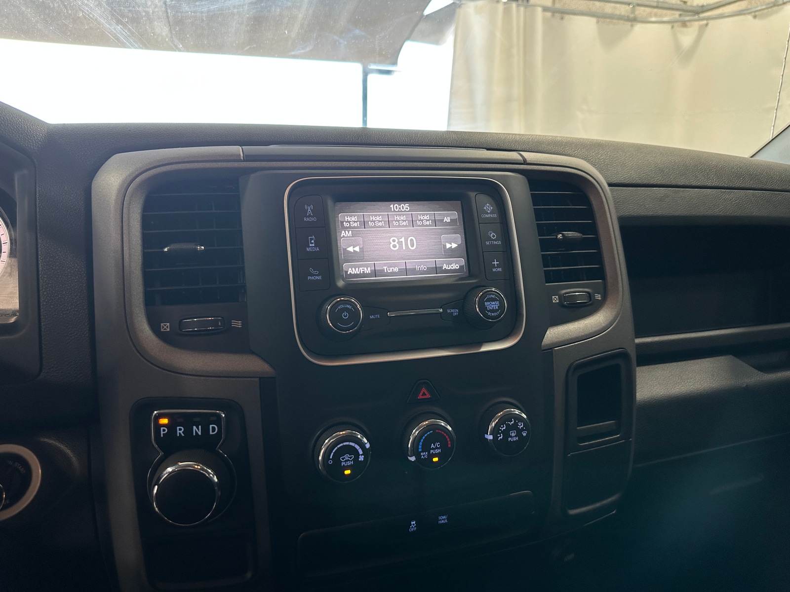 Thumbnail: 2023 RAM 1500 Classic - 4