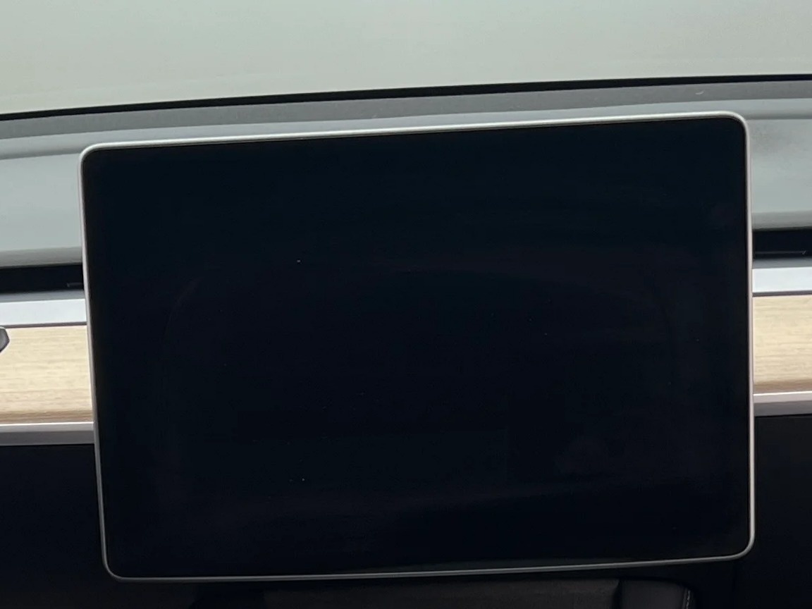 Thumbnail: 2022 Tesla Model Y - 3