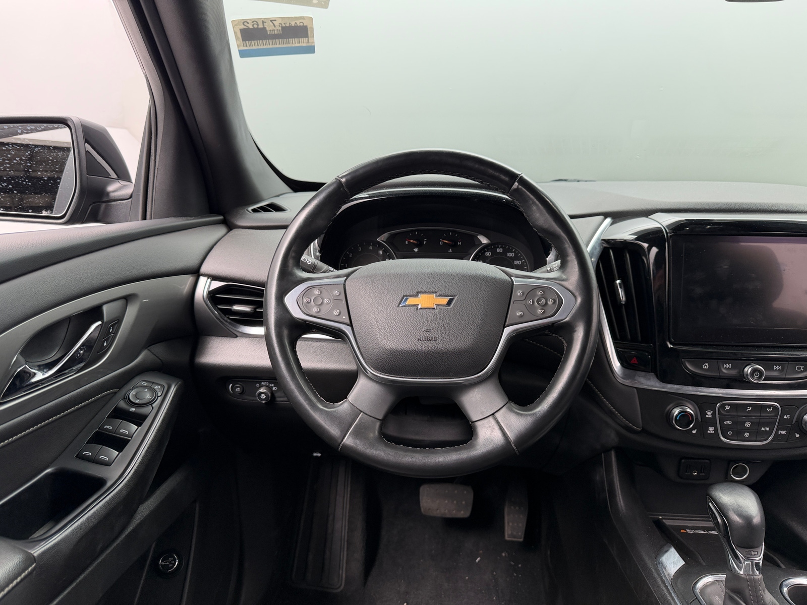 Thumbnail: 2023 Chevrolet Traverse - 4