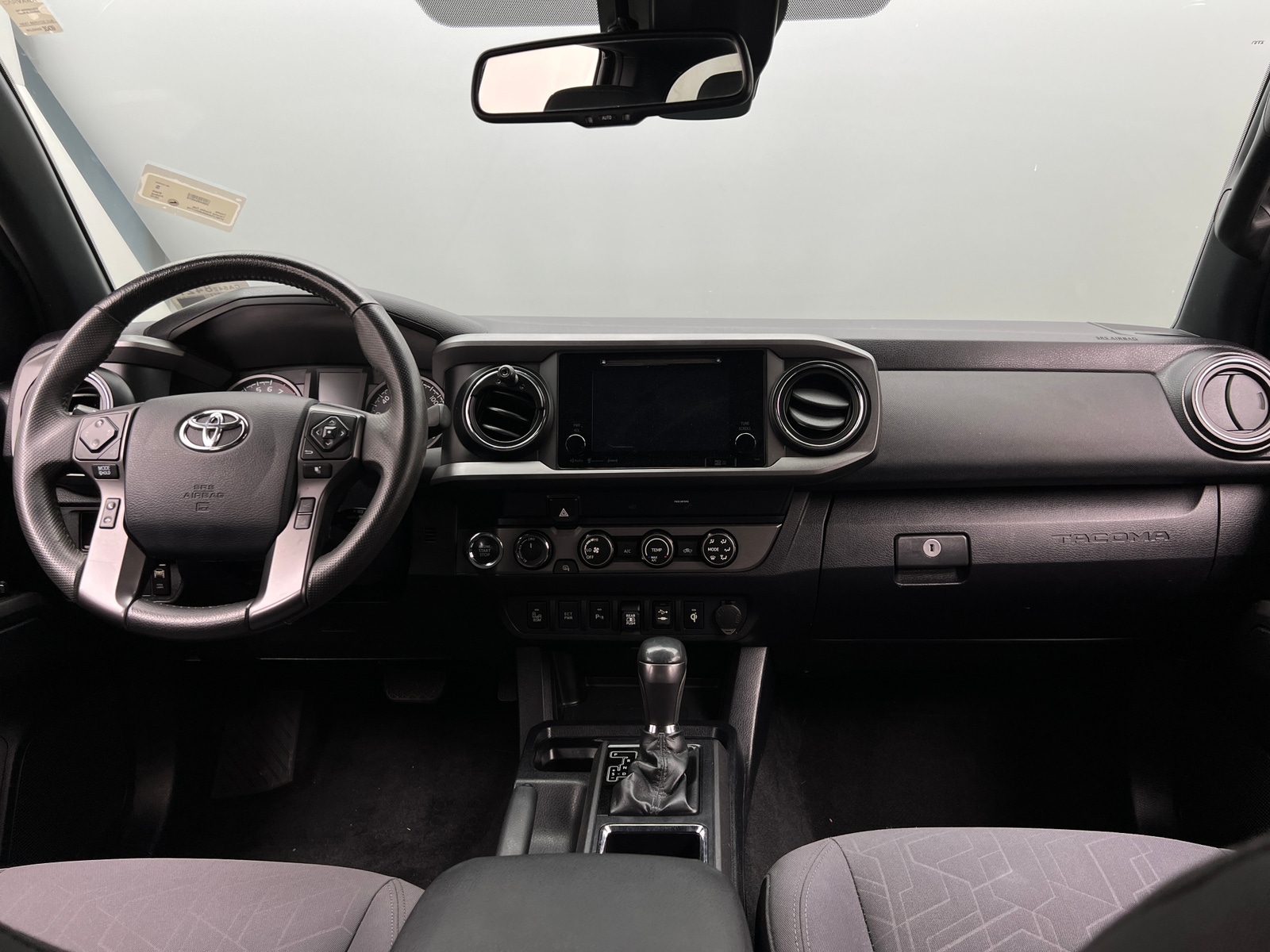Thumbnail: 2019 Toyota Tacoma - 3