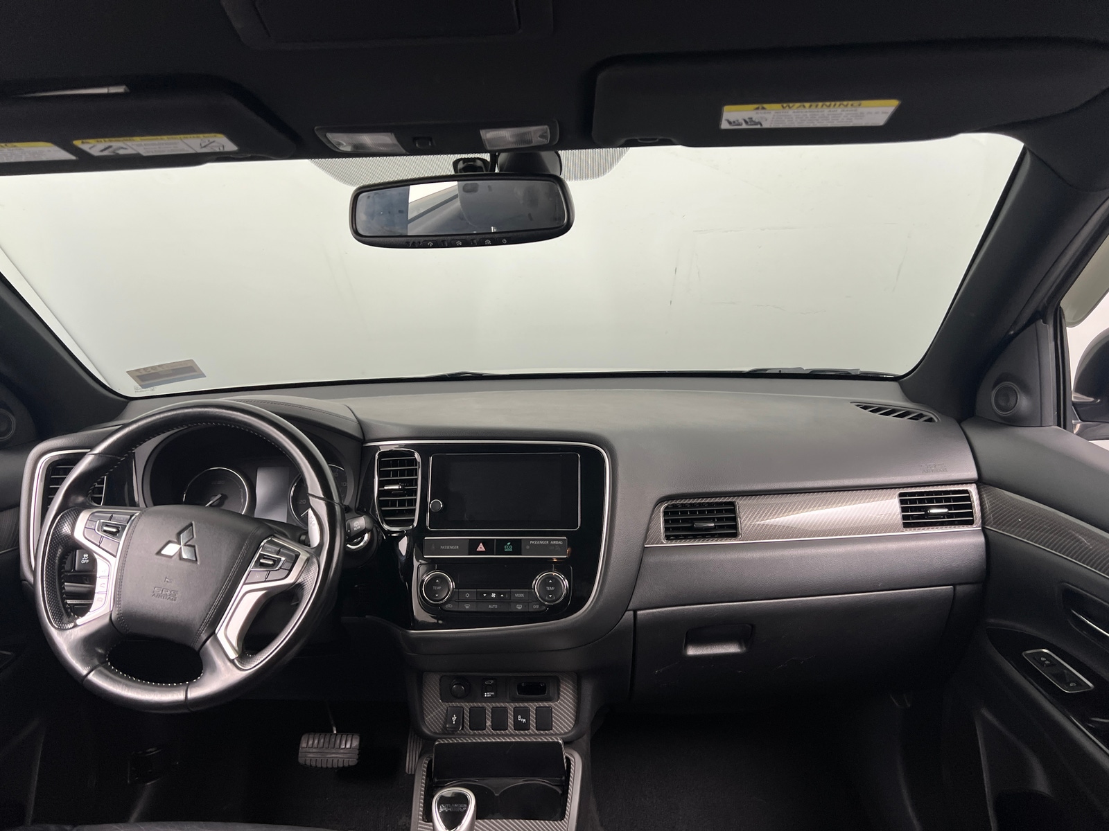 Thumbnail: 2019 Mitsubishi Outlander - 2