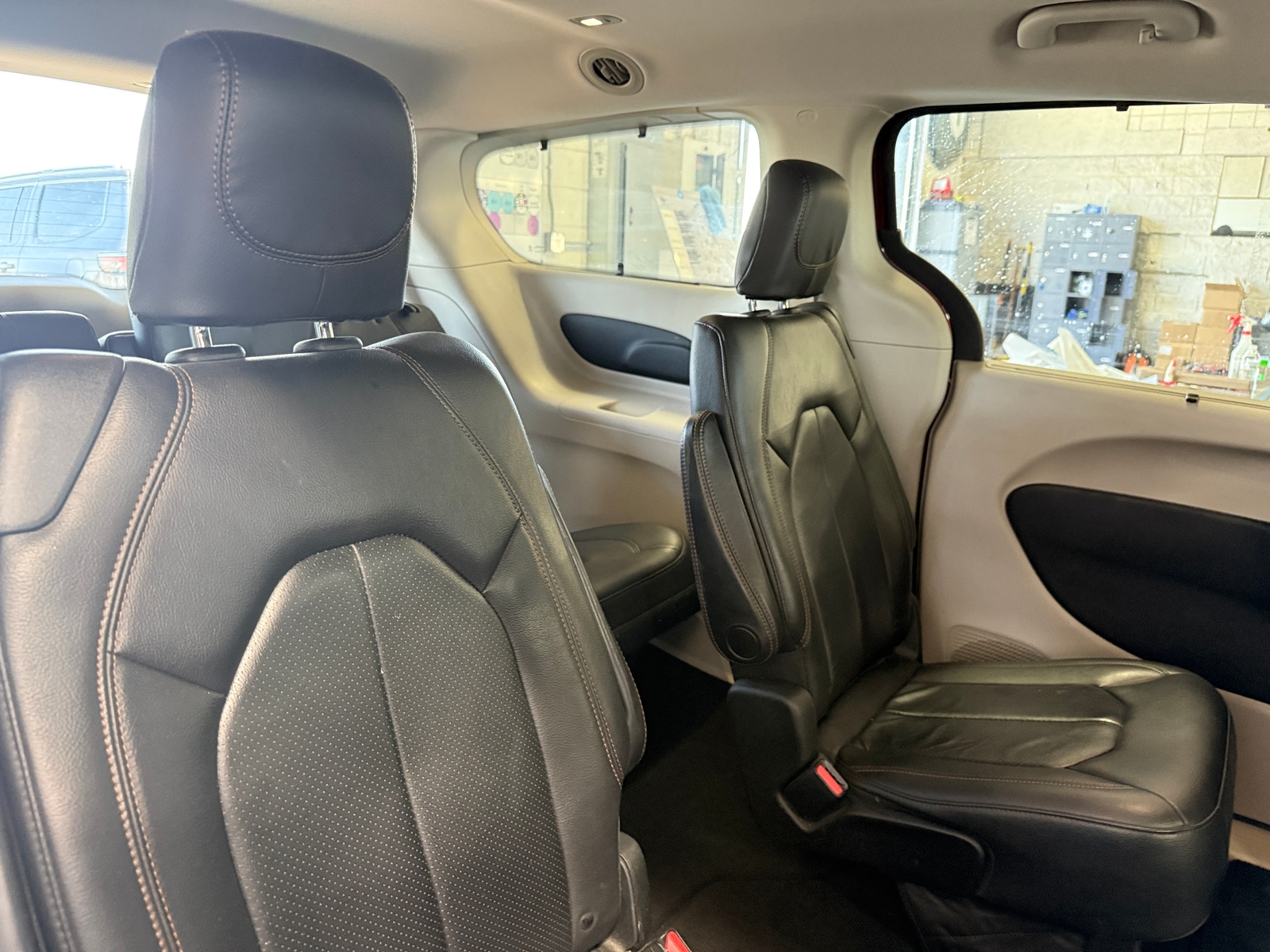 Thumbnail: 2019 Chrysler Pacifica - 5