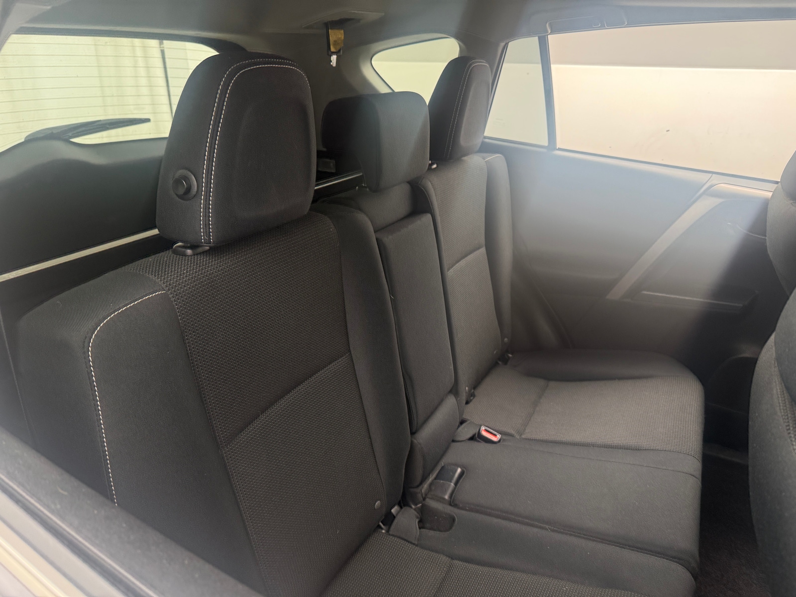 Thumbnail: 2018 Toyota RAV4 - 6