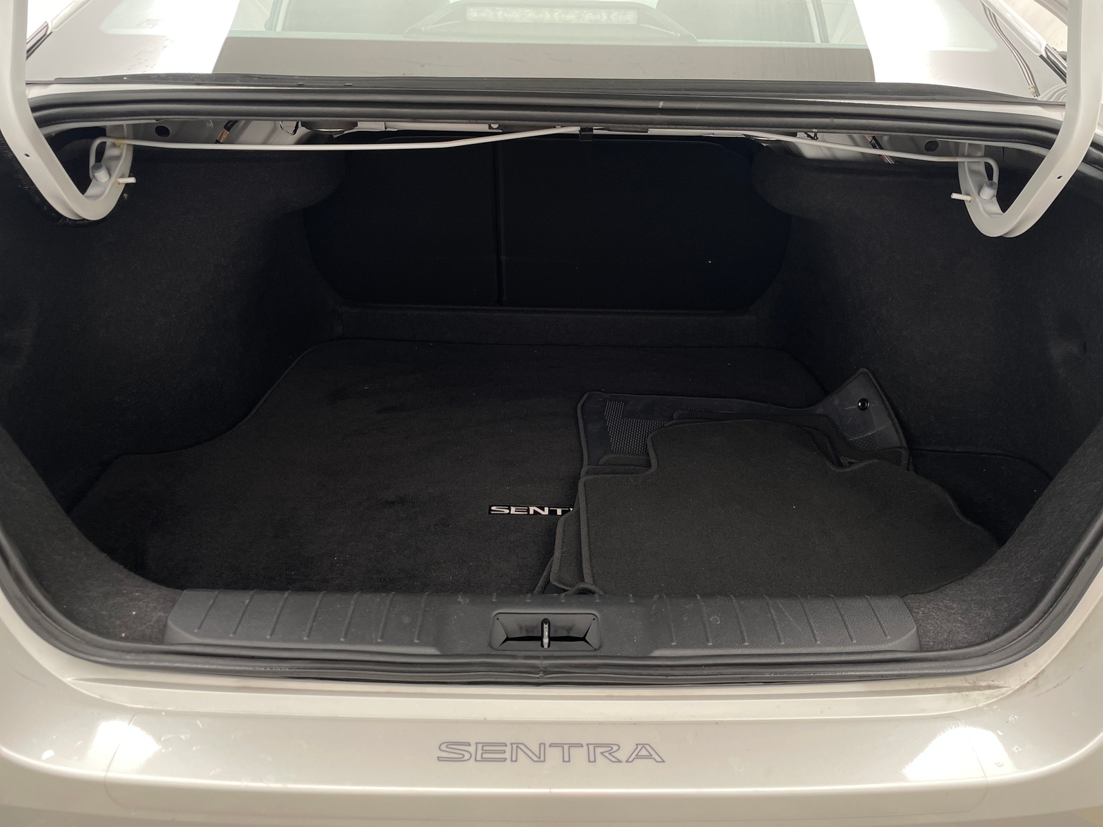 Thumbnail: 2025 Nissan Sentra - 7