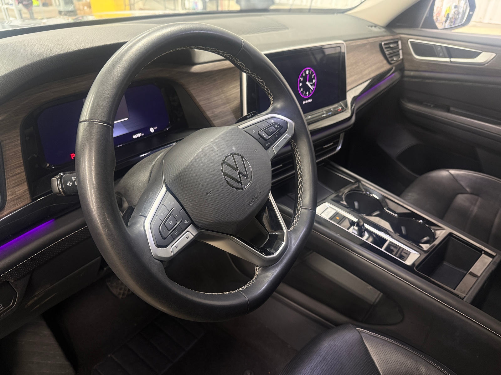 Thumbnail: 2024 Volkswagen Atlas - 4