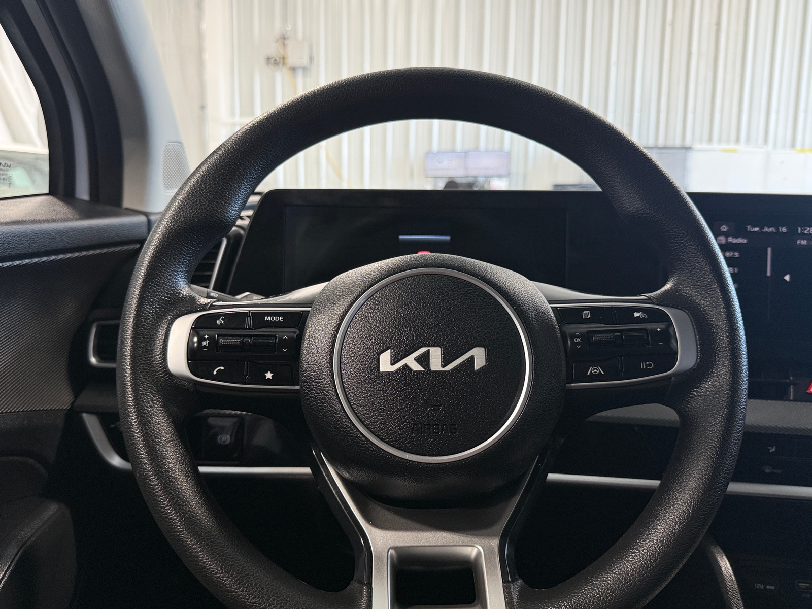 Thumbnail: 2025 Kia Sportage - 5