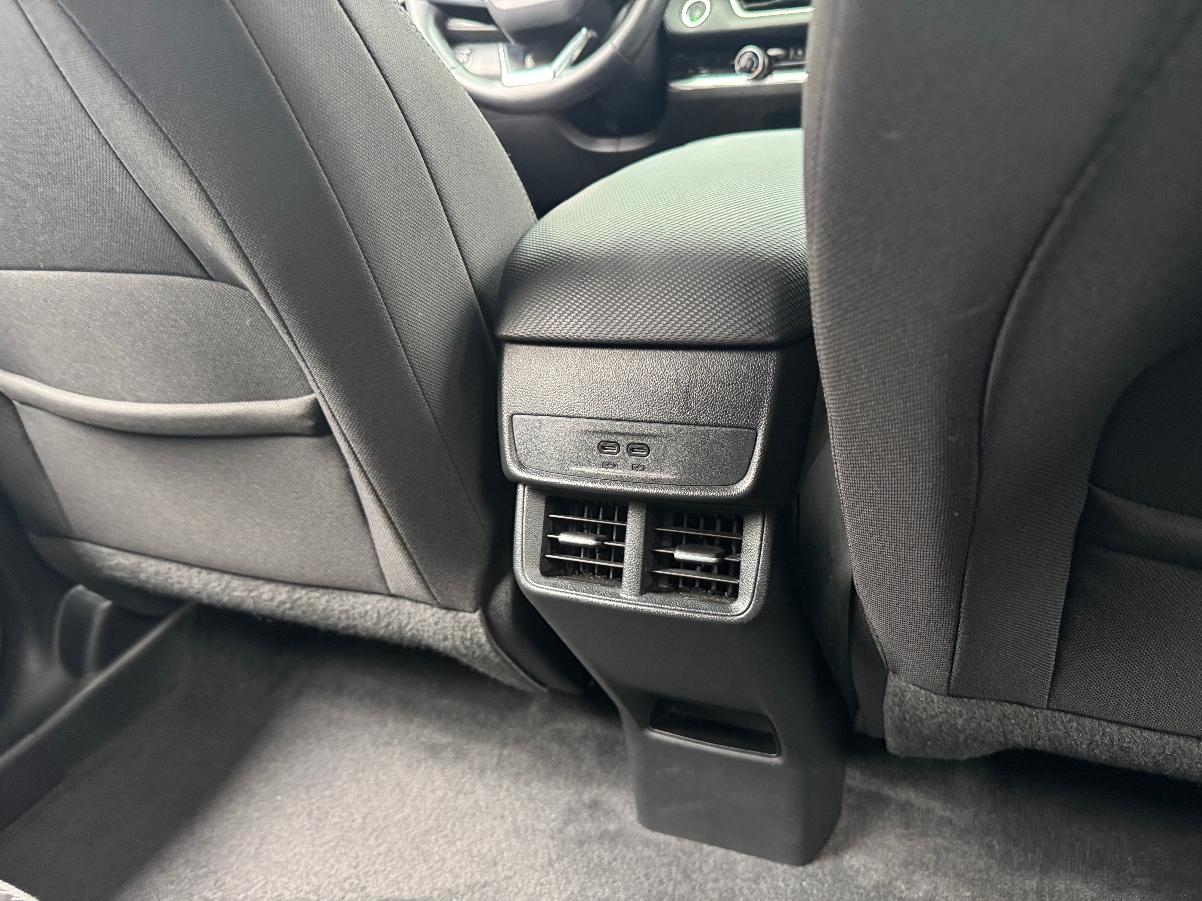 2025 Chevrolet Equinox LT - Photo 4